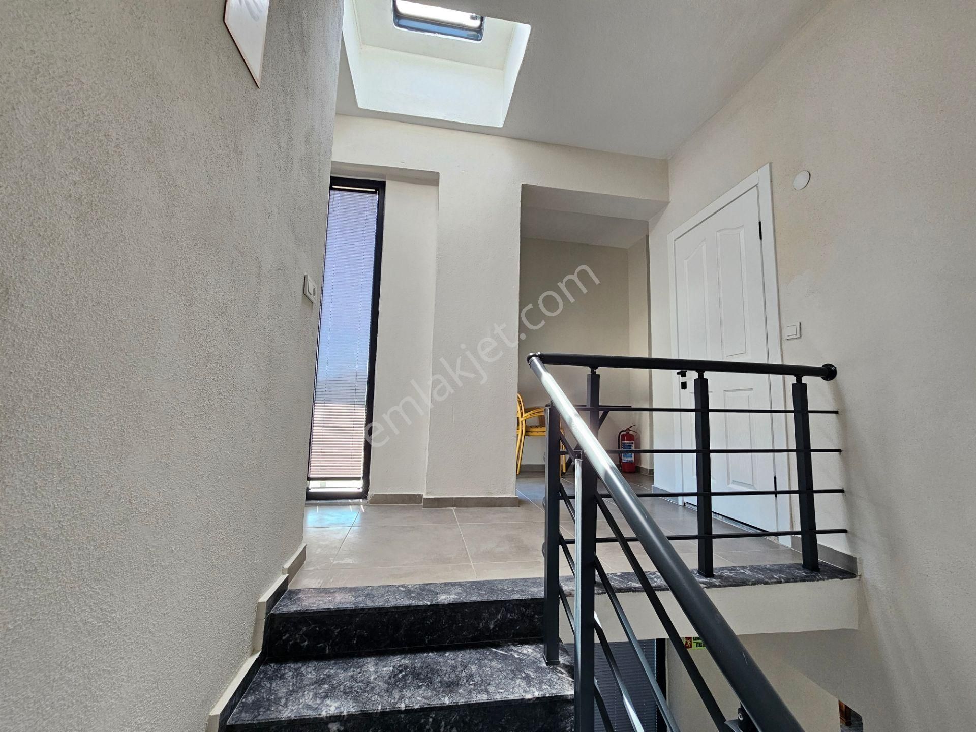 Goldhouse Dan Satılık Yakacıkta Doğayla İç İçe Müstakil Havuzlu Villa - Görsel 25