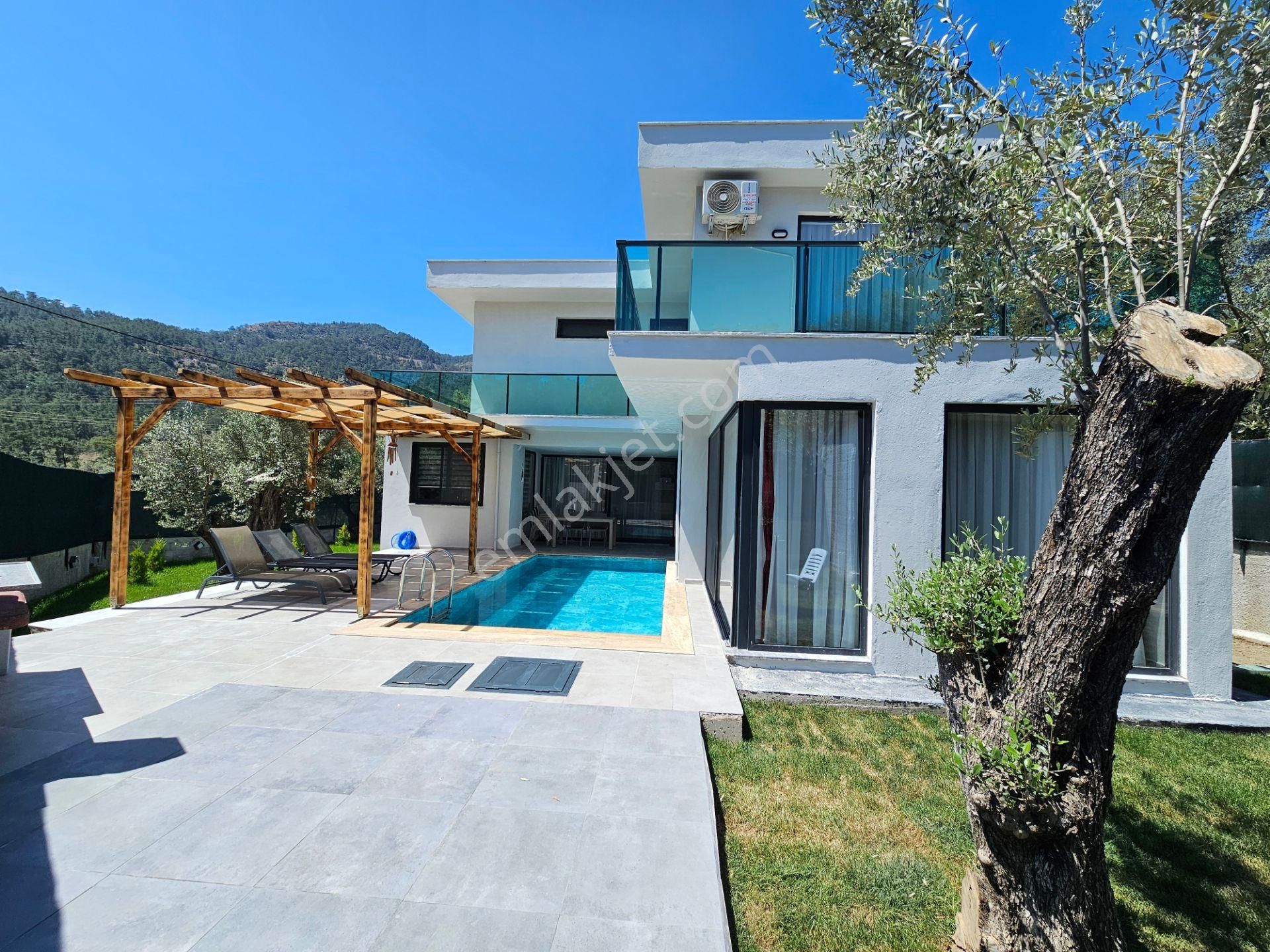 Goldhouse Dan Satılık Yakacıkta Doğayla İç İçe Müstakil Havuzlu Villa - Görsel 24
