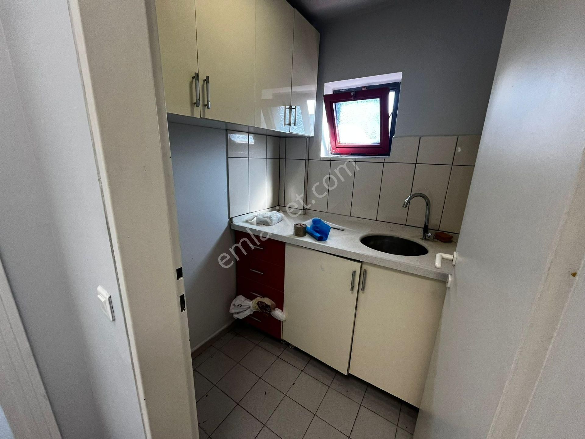 Merkezi Konumda Masrafsız 160 M2 Bölmeli Kiralık İş Yeri - Görsel 7