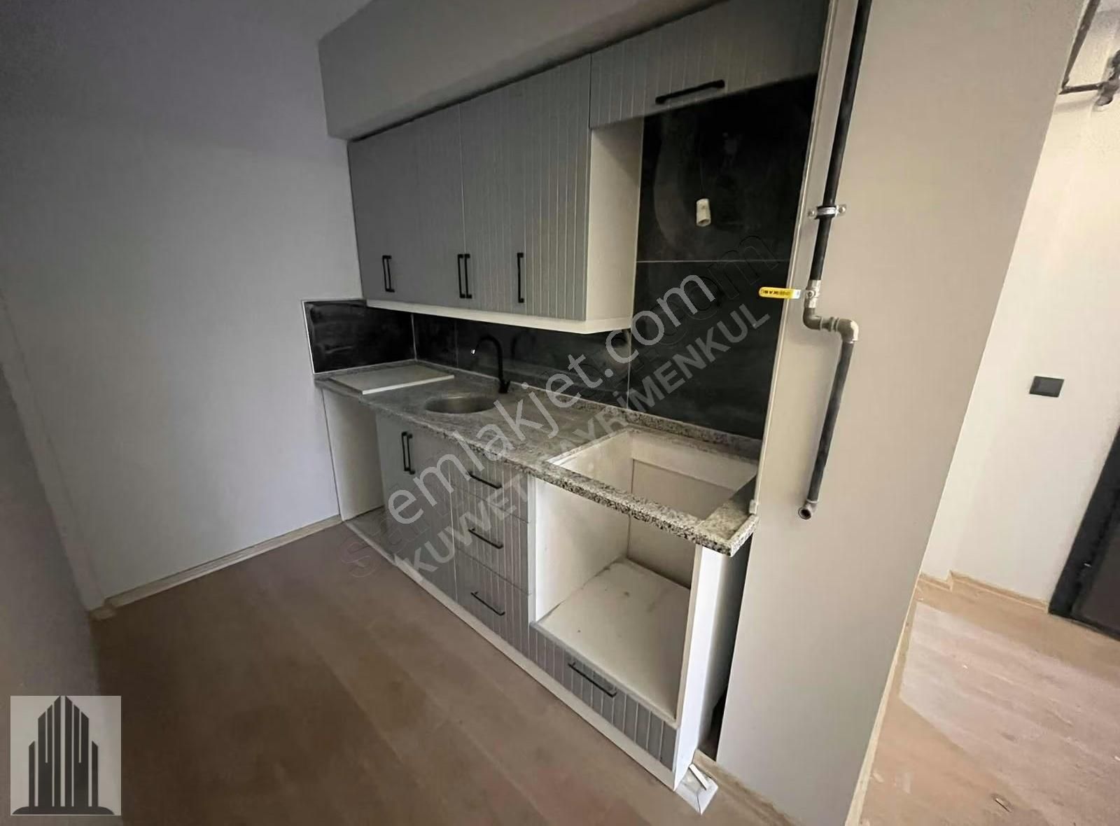 Kuvvet Den Fırsat+fırsat Satılık 1+1 Daire.!! - Görsel 3