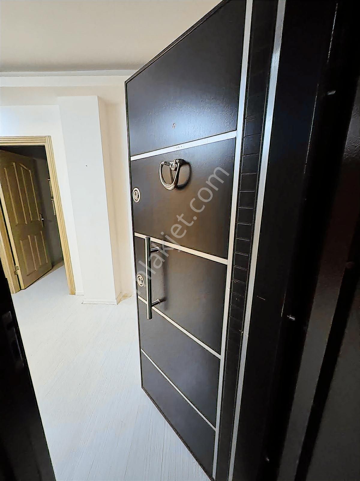 A K Mutludan Ahatlıda Diş Hastanesi Yakını 2+1 Katta Daire - Görsel 10