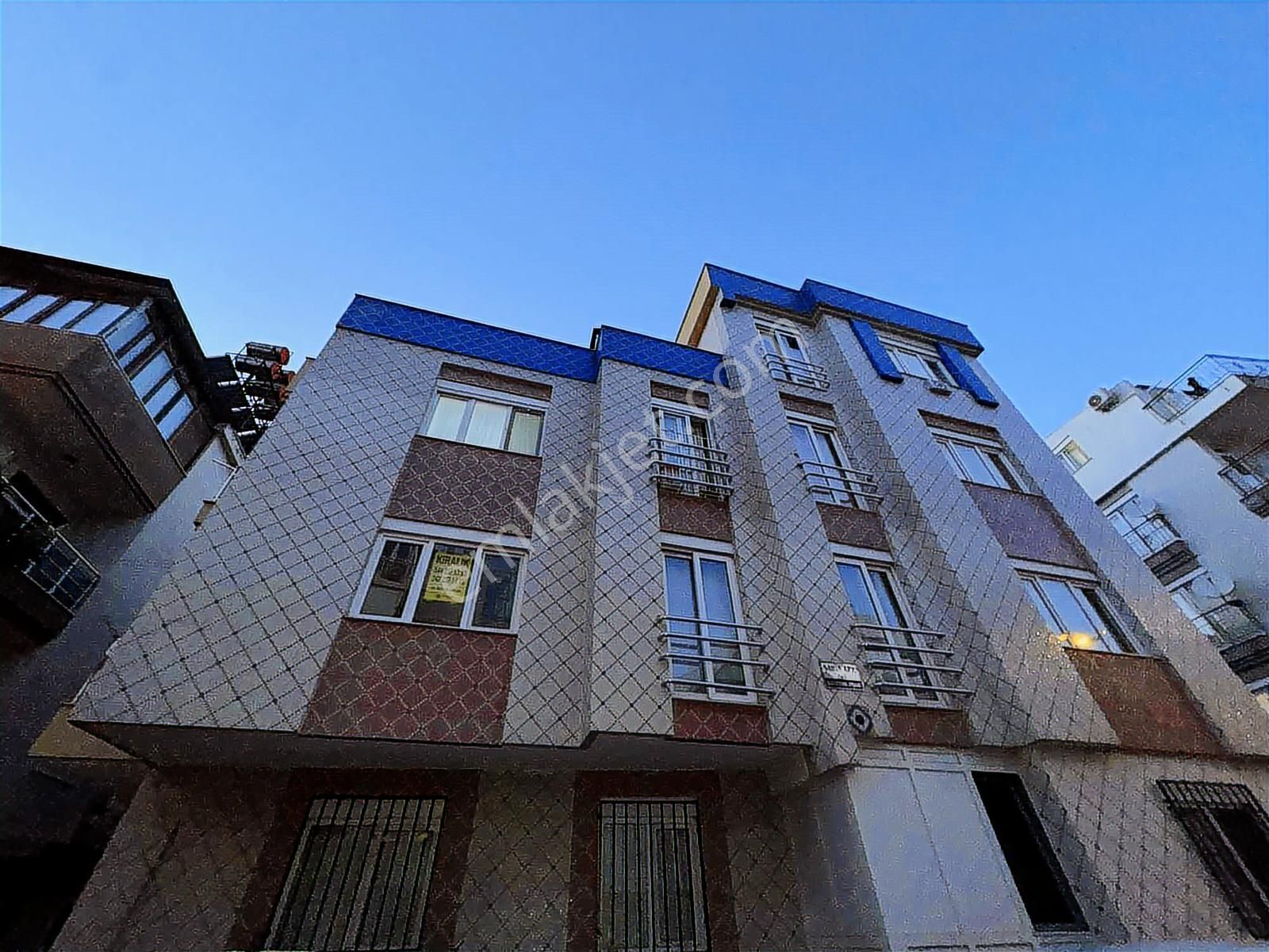 A K Mutludan Ahatlıda Diş Hastanesi Yakını 2+1 Katta Daire