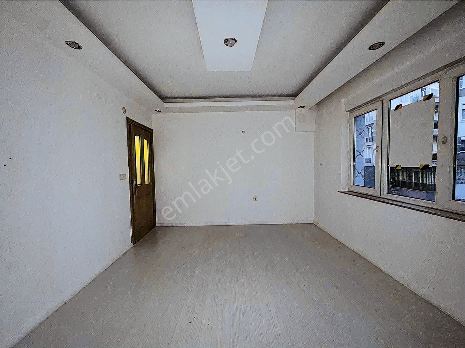 A K Mutludan Ahatlıda Diş Hastanesi Yakını 2+1 Katta Daire - Görsel 5