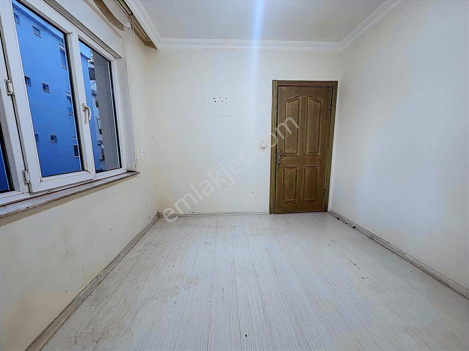 A K Mutludan Ahatlıda Diş Hastanesi Yakını 2+1 Katta Daire - Görsel 7