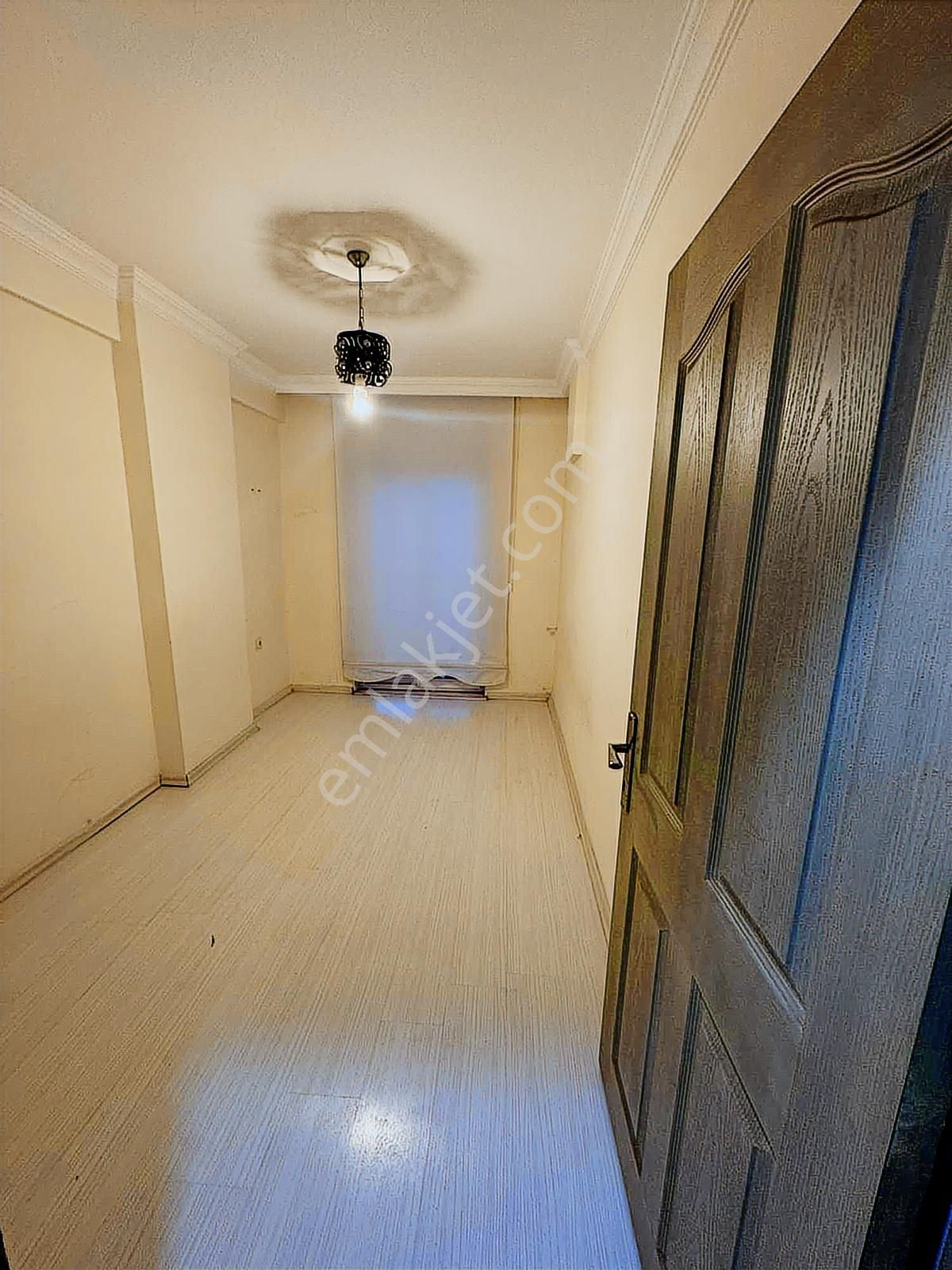 A K Mutludan Ahatlıda Diş Hastanesi Yakını 2+1 Katta Daire - Görsel 16