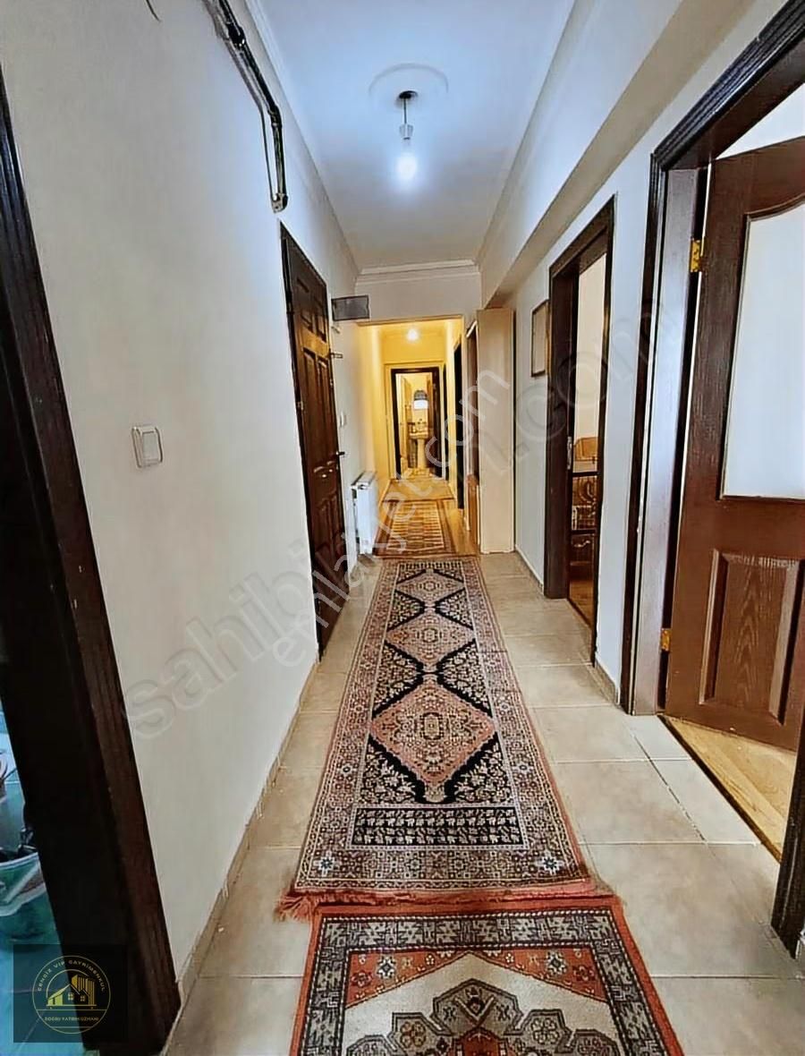 Göl Manzaralı Eşyalı Kiralık 3+1 Daire - Görsel 6