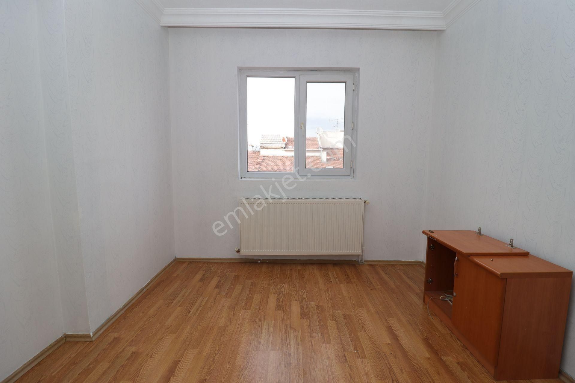 Etimesgut Elvan'da 1544 Cad Üstünde Manzaralı 5+1 Teraslı Daire - Görsel 12