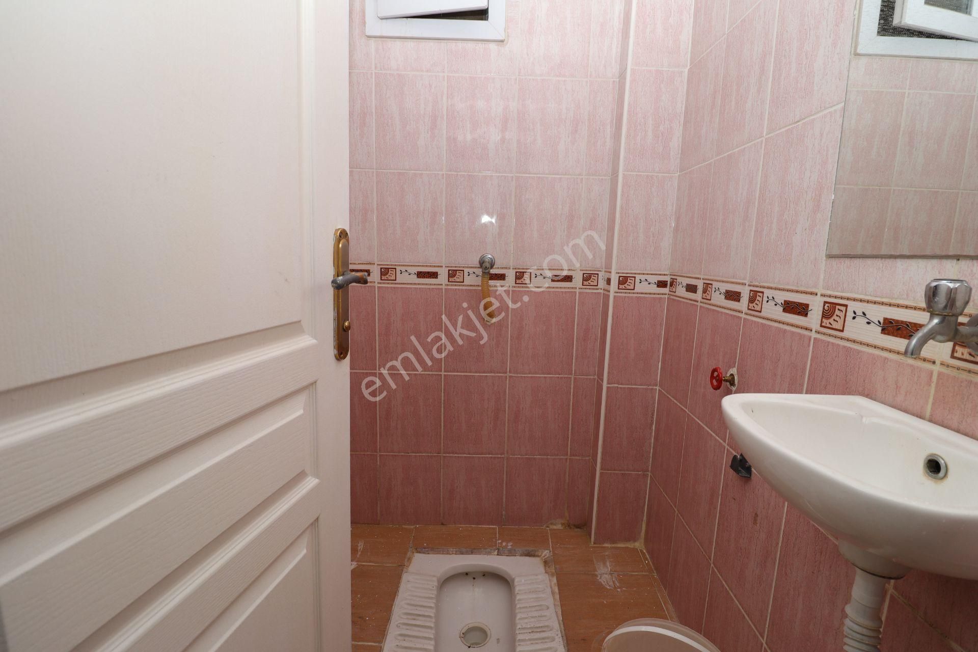 Etimesgut Elvan'da 1544 Cad Üstünde Manzaralı 5+1 Teraslı Daire - Görsel 23