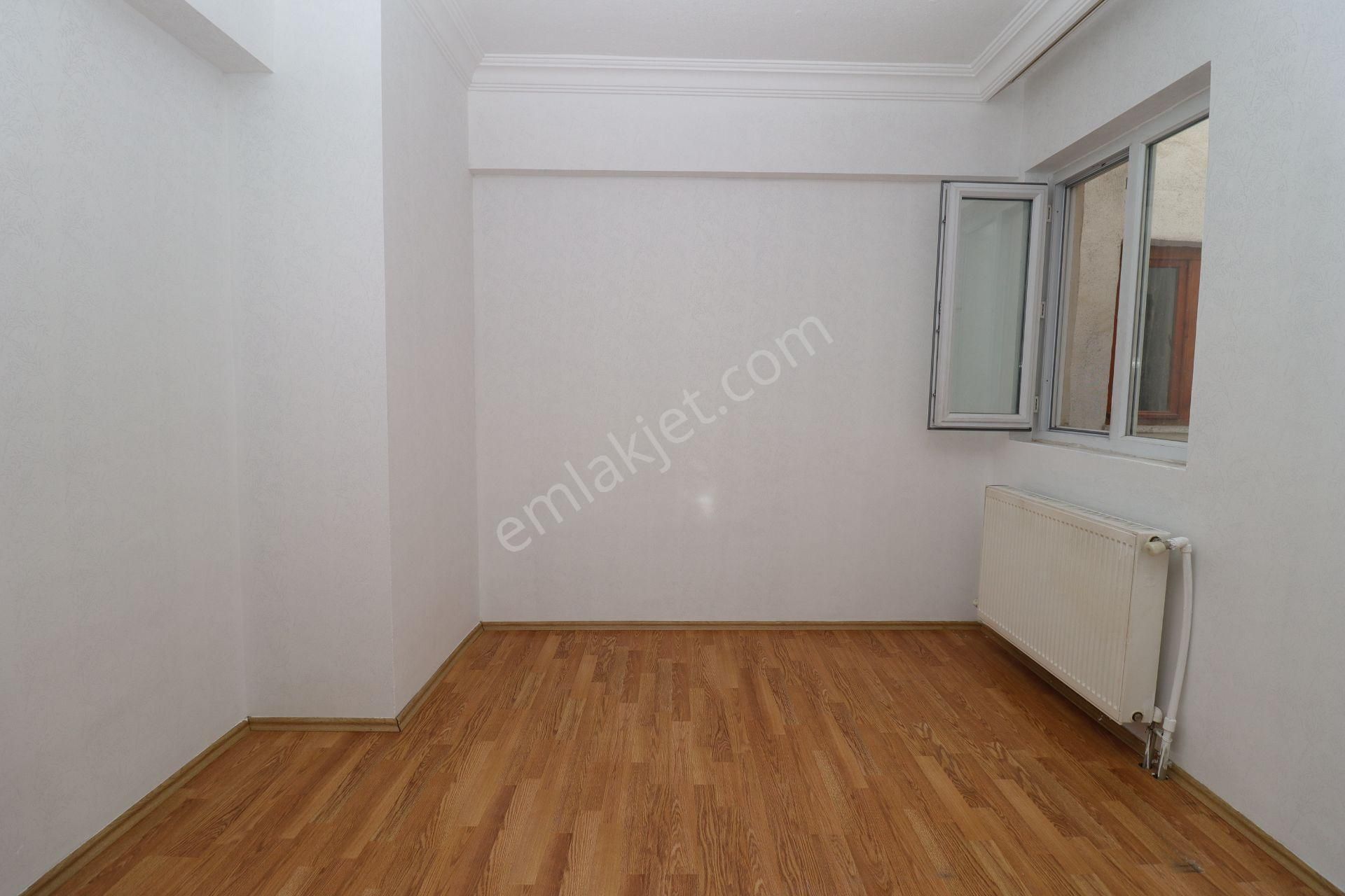 Etimesgut Elvan'da 1544 Cad Üstünde Manzaralı 5+1 Teraslı Daire - Görsel 4