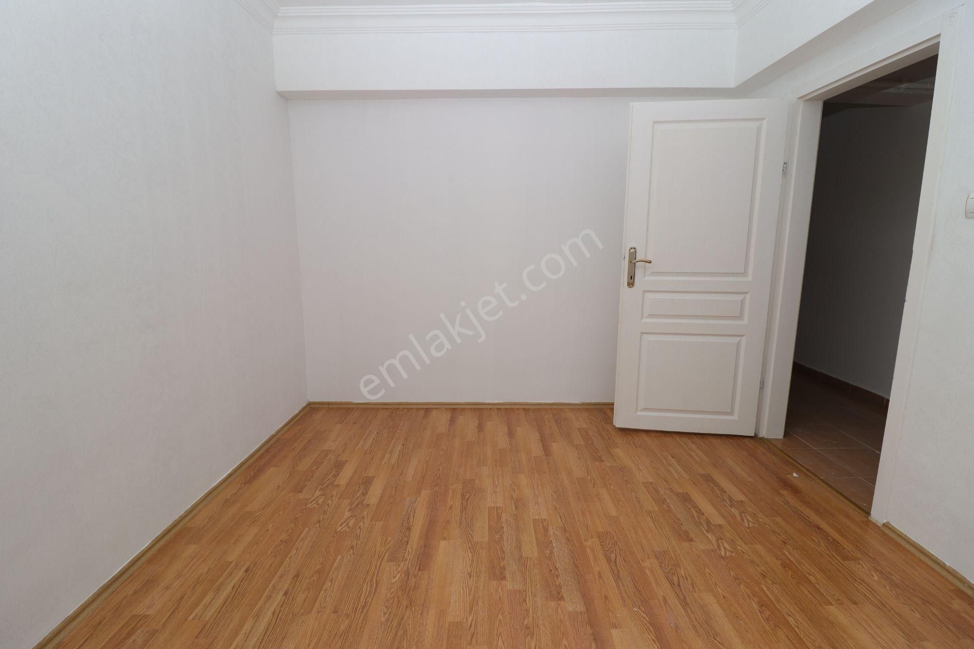 Etimesgut Elvan'da 1544 Cad Üstünde Manzaralı 5+1 Teraslı Daire - Görsel 11