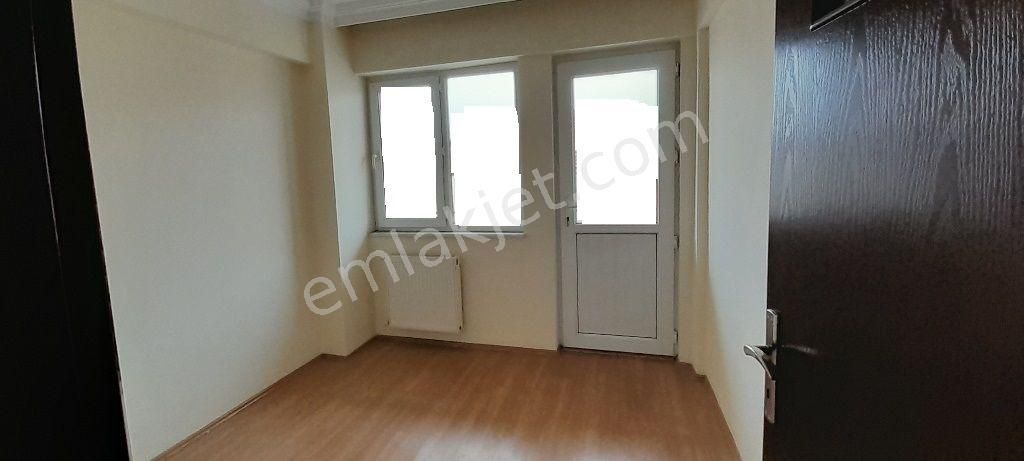 Ender Uysaldan Zeytinköy Mahallesin De 3+1 Balkonlu Depozitosuz Kiralık Daire... - Görsel 11