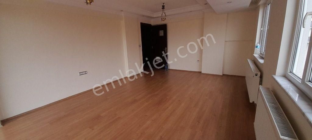 Ender Uysaldan Zeytinköy Mahallesin De 3+1 Balkonlu Depozitosuz Kiralık Daire... - Görsel 6