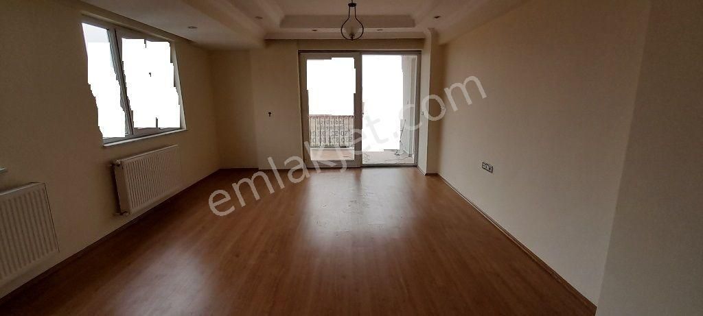 Ender Uysaldan Zeytinköy Mahallesin De 3+1 Balkonlu Depozitosuz Kiralık Daire... - Görsel 4