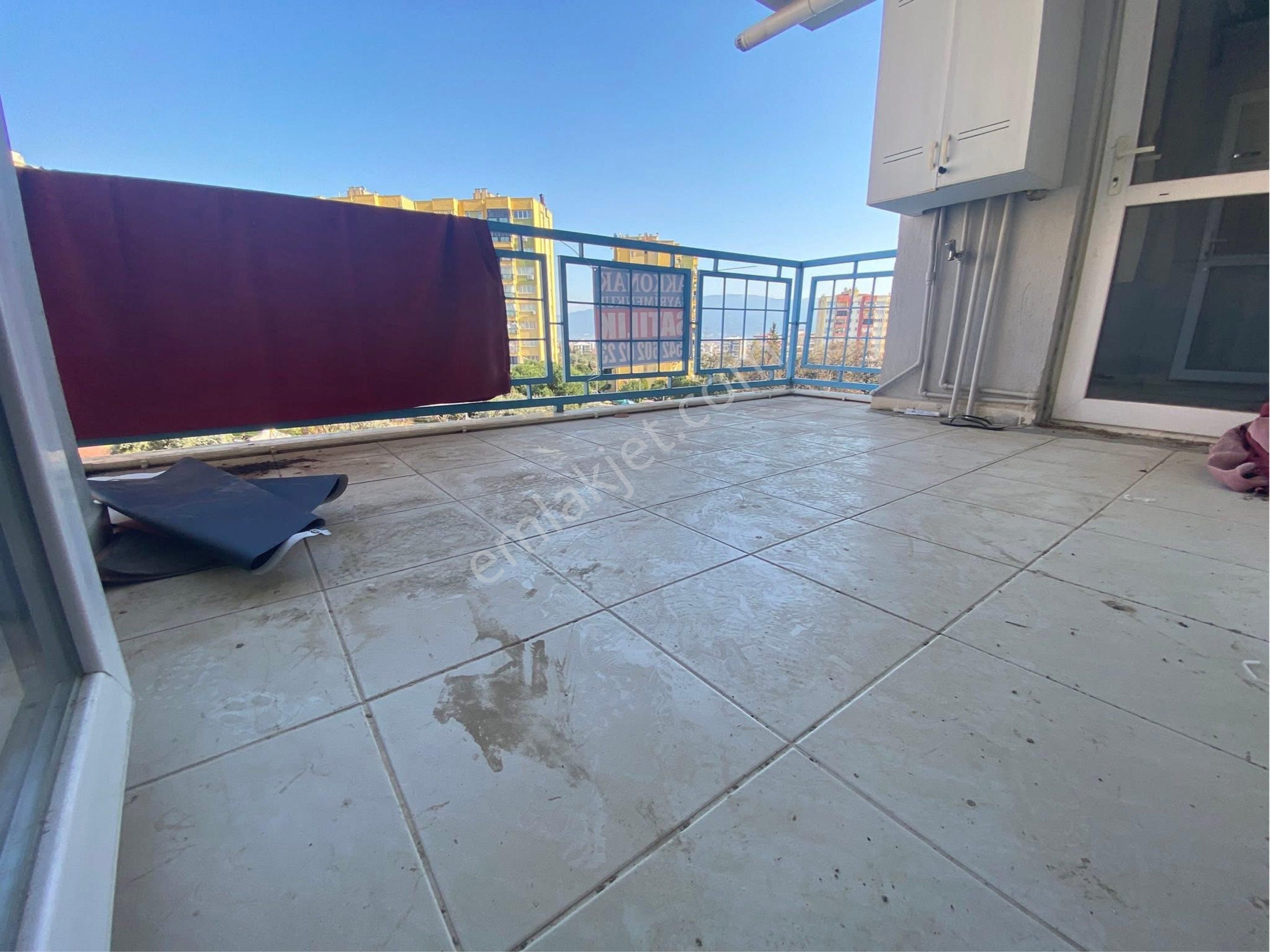 Yıldıztepe Belediye Konutlarında 3+1 Ara Kat - Görsel 3