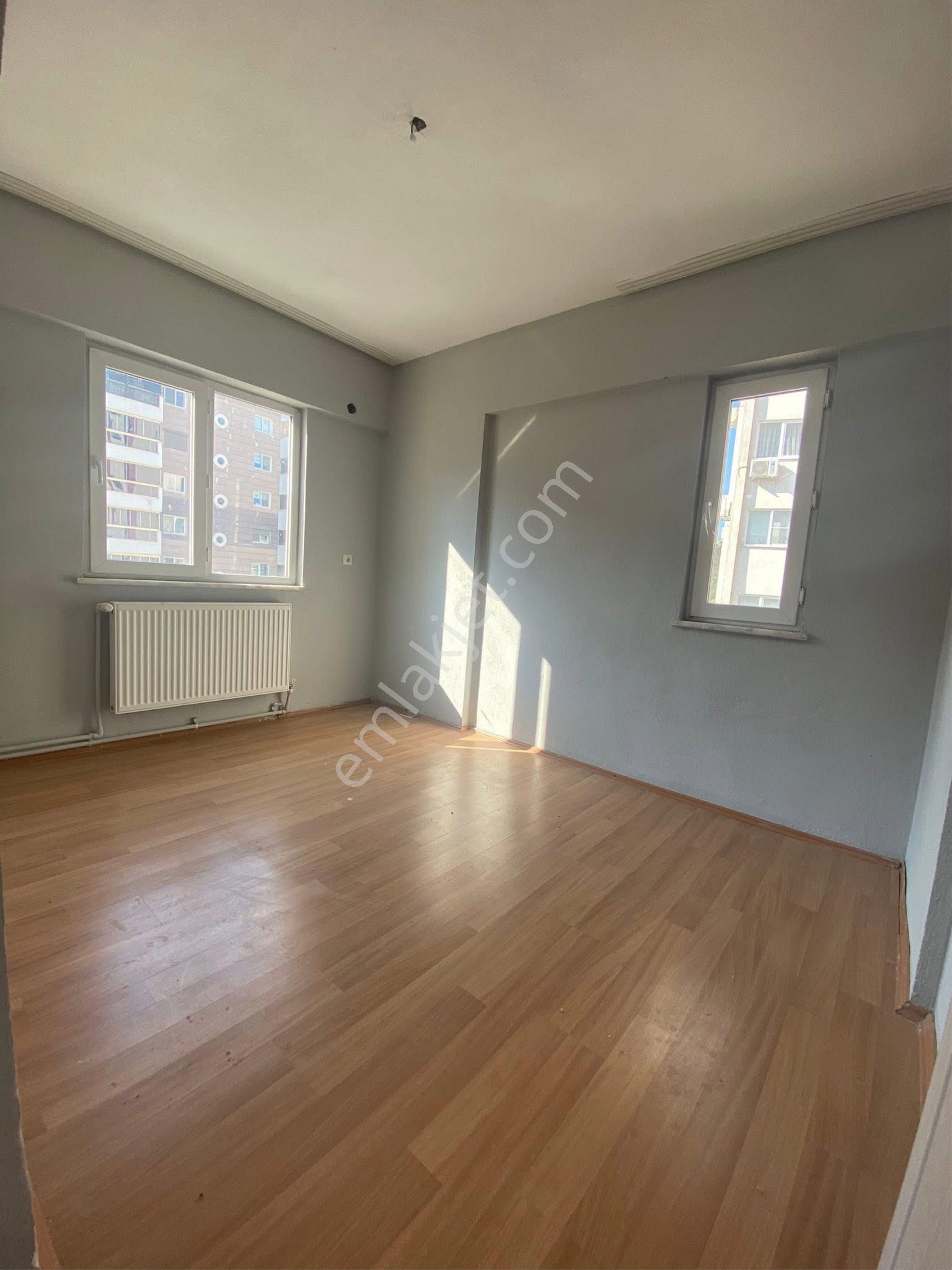 Yıldıztepe Belediye Konutlarında 3+1 Ara Kat - Görsel 2