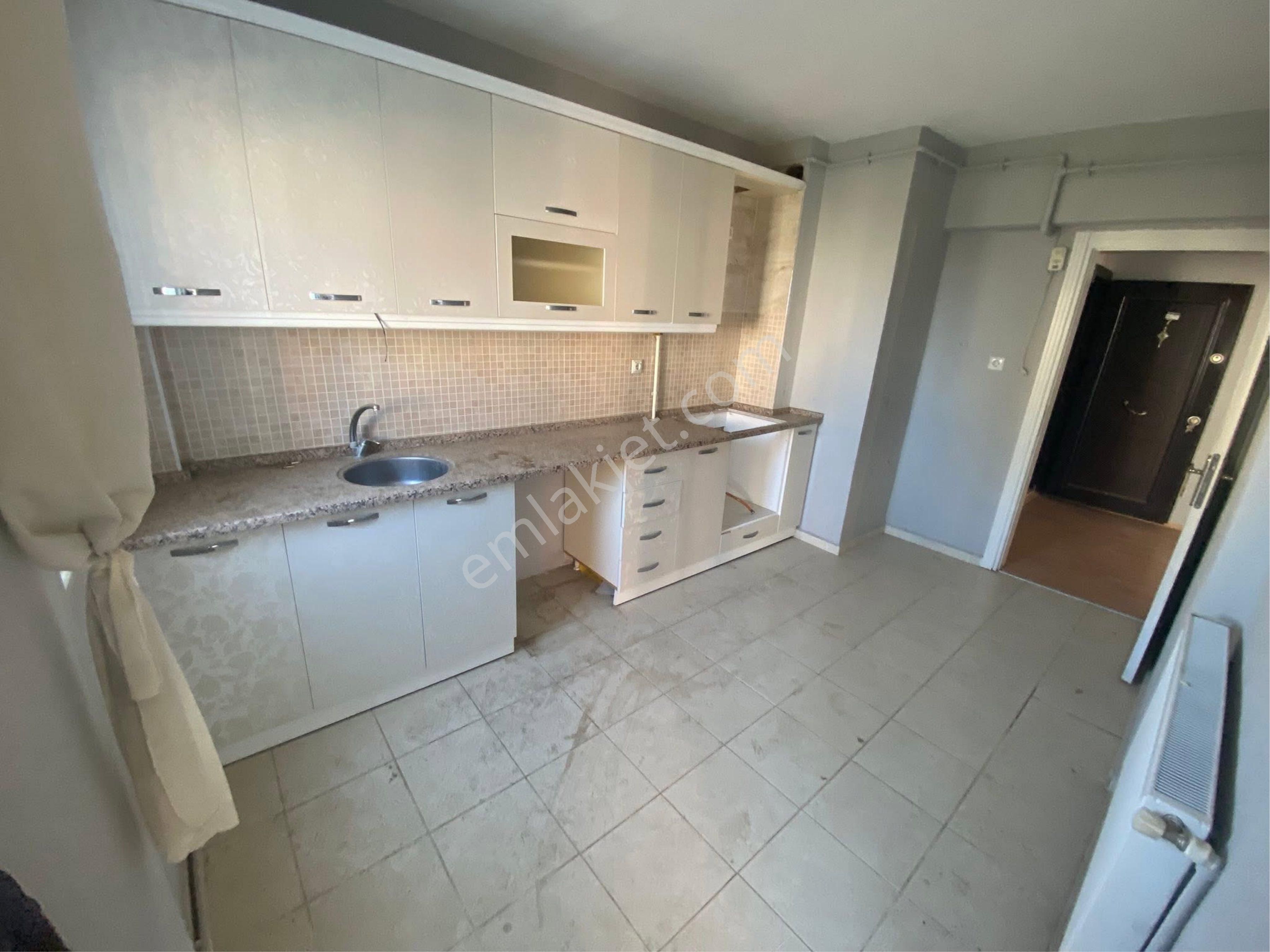 Yıldıztepe Belediye Konutlarında 3+1 Ara Kat - Görsel 14