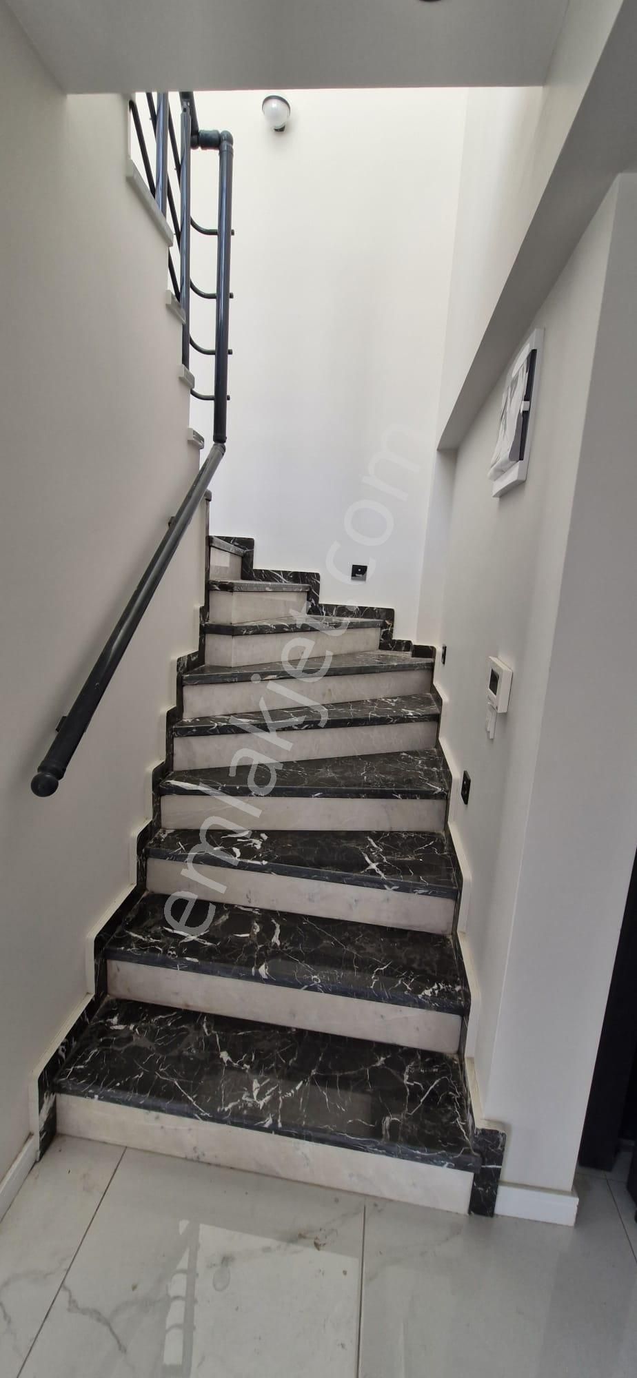 Coldwell Banker Route | Yakamoz'da Satılık Sıfır Dubleks Daire - Görsel 14