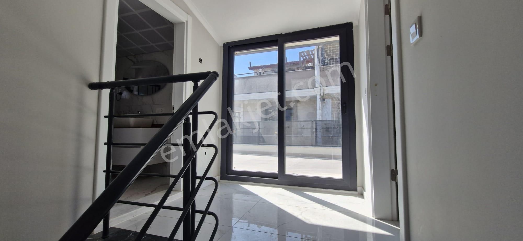 Coldwell Banker Route | Yakamoz'da Satılık Sıfır Dubleks Daire - Görsel 15