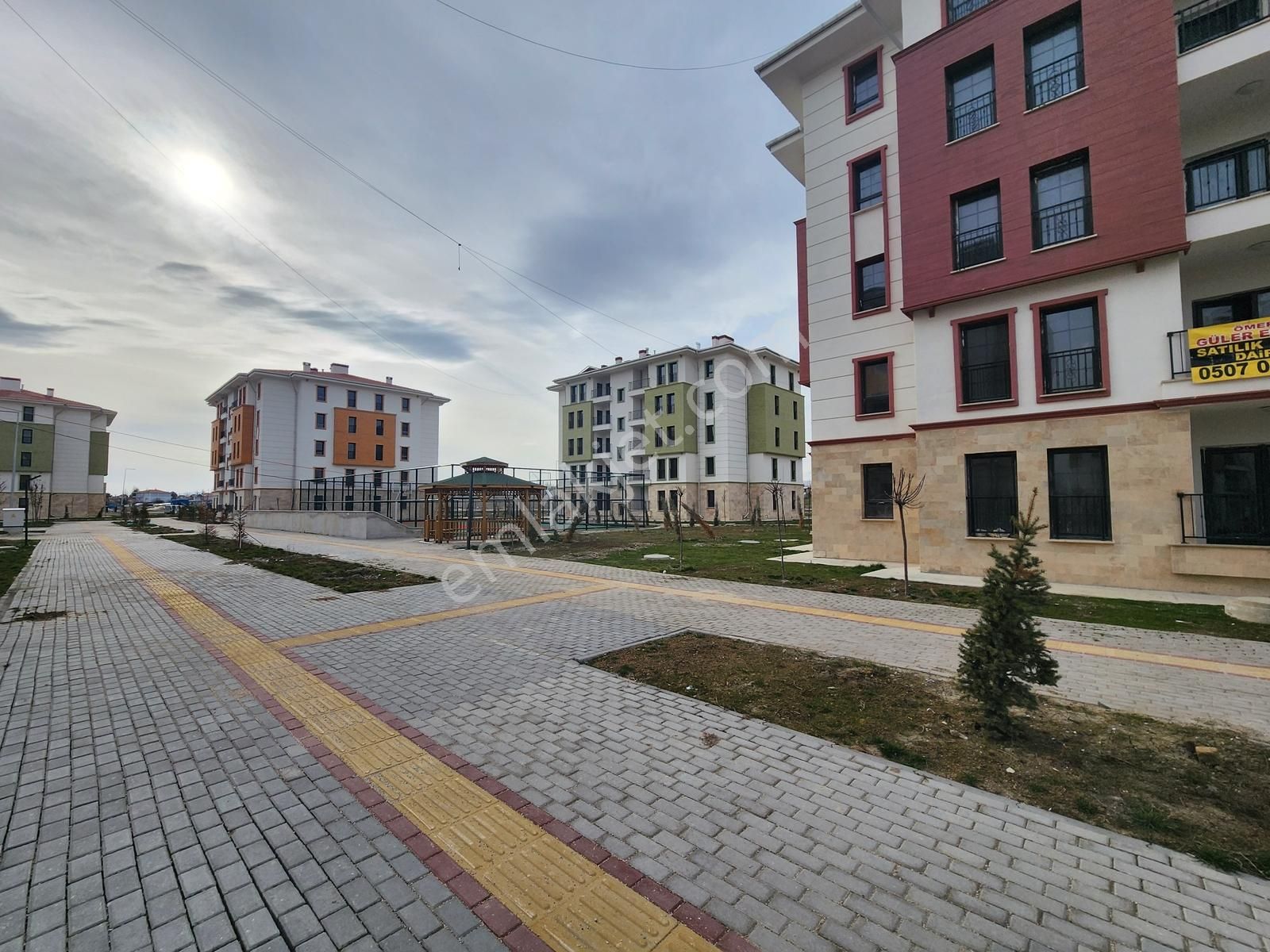 Güler^^den Sünlü Tokide Sıfır 1.kat Güney Hemenotrm 25.000 Takst - Görsel 2