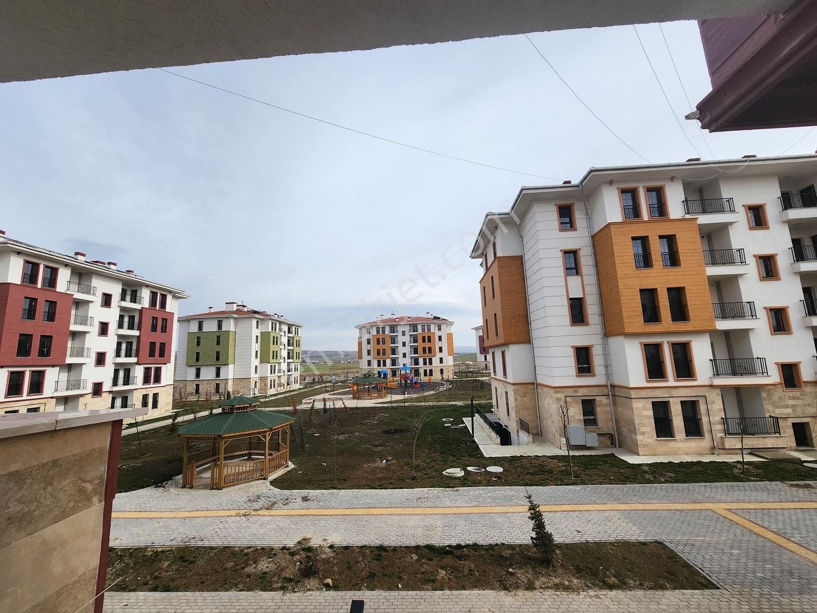 Güler^^den Sünlü Tokide Sıfır 1.kat Güney Hemenotrm 25.000 Takst - Görsel 14