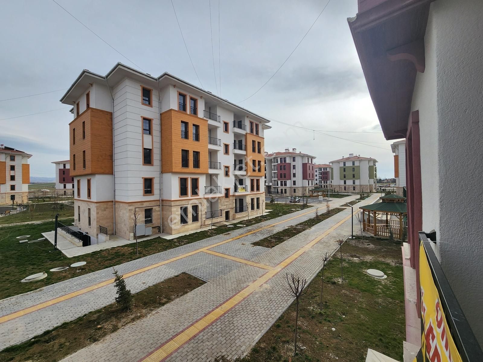 Güler^^den Sünlü Tokide Sıfır 1.kat Güney Hemenotrm 25.000 Takst - Görsel 22