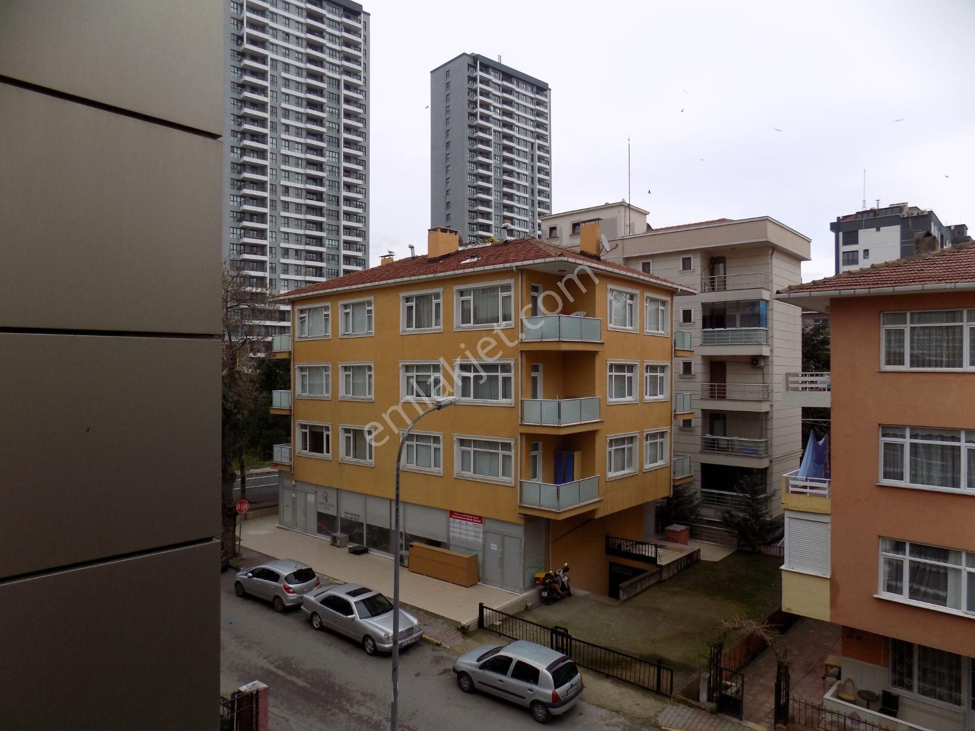 Kartal Orhantepe Sahıl/marmaray+unıversıte Yakın 3+1 Asansor+kombı/katta Tek - Görsel 3