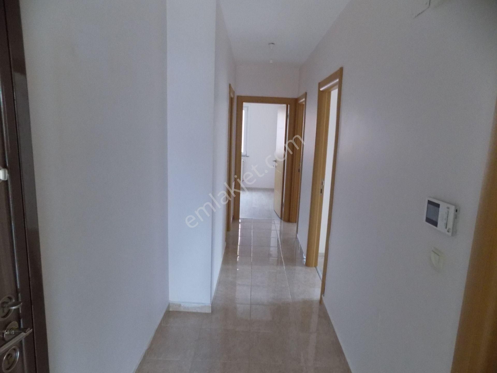 Kartal Orhantepe Sahıl/marmaray+unıversıte Yakın 3+1 Asansor+kombı/katta Tek - Görsel 13