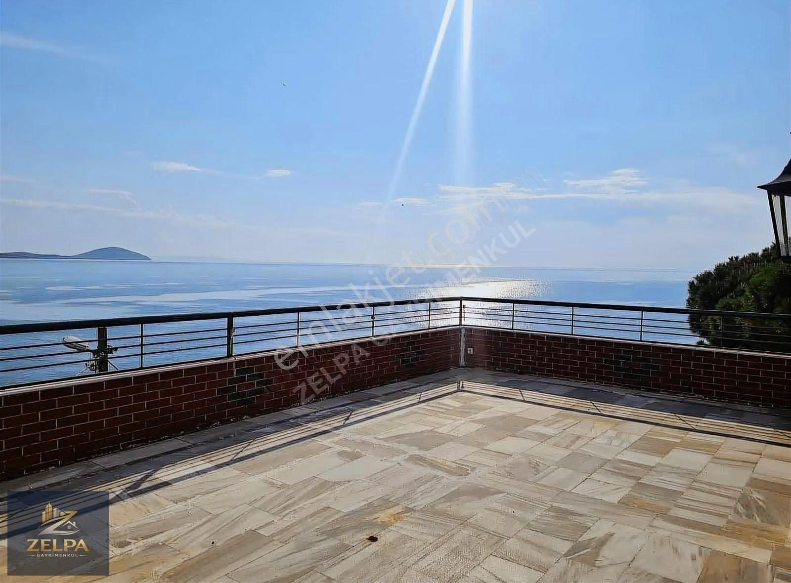 Marmara Adası' Nda Kendine Ait Koylu 3 Katlı 517 M2 Arsalı Villa - Görsel 16