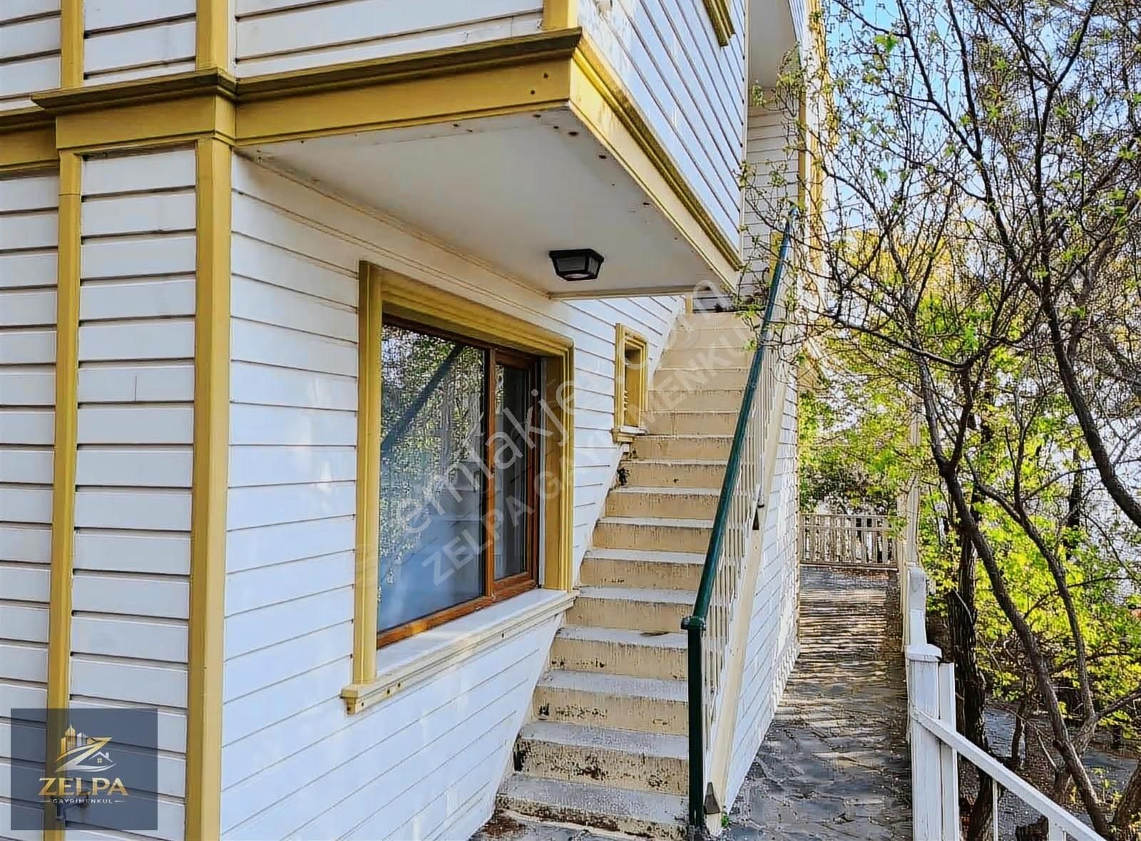 Marmara Adası' Nda Kendine Ait Koylu 3 Katlı 517 M2 Arsalı Villa - Görsel 20