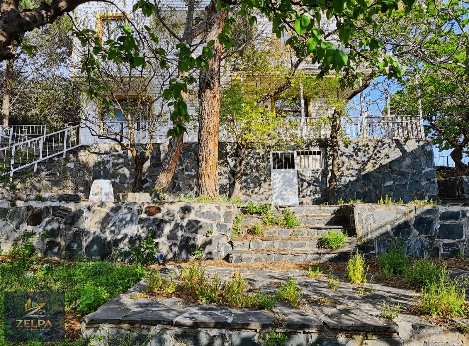 Marmara Adası' Nda Kendine Ait Koylu 3 Katlı 517 M2 Arsalı Villa - Görsel 11