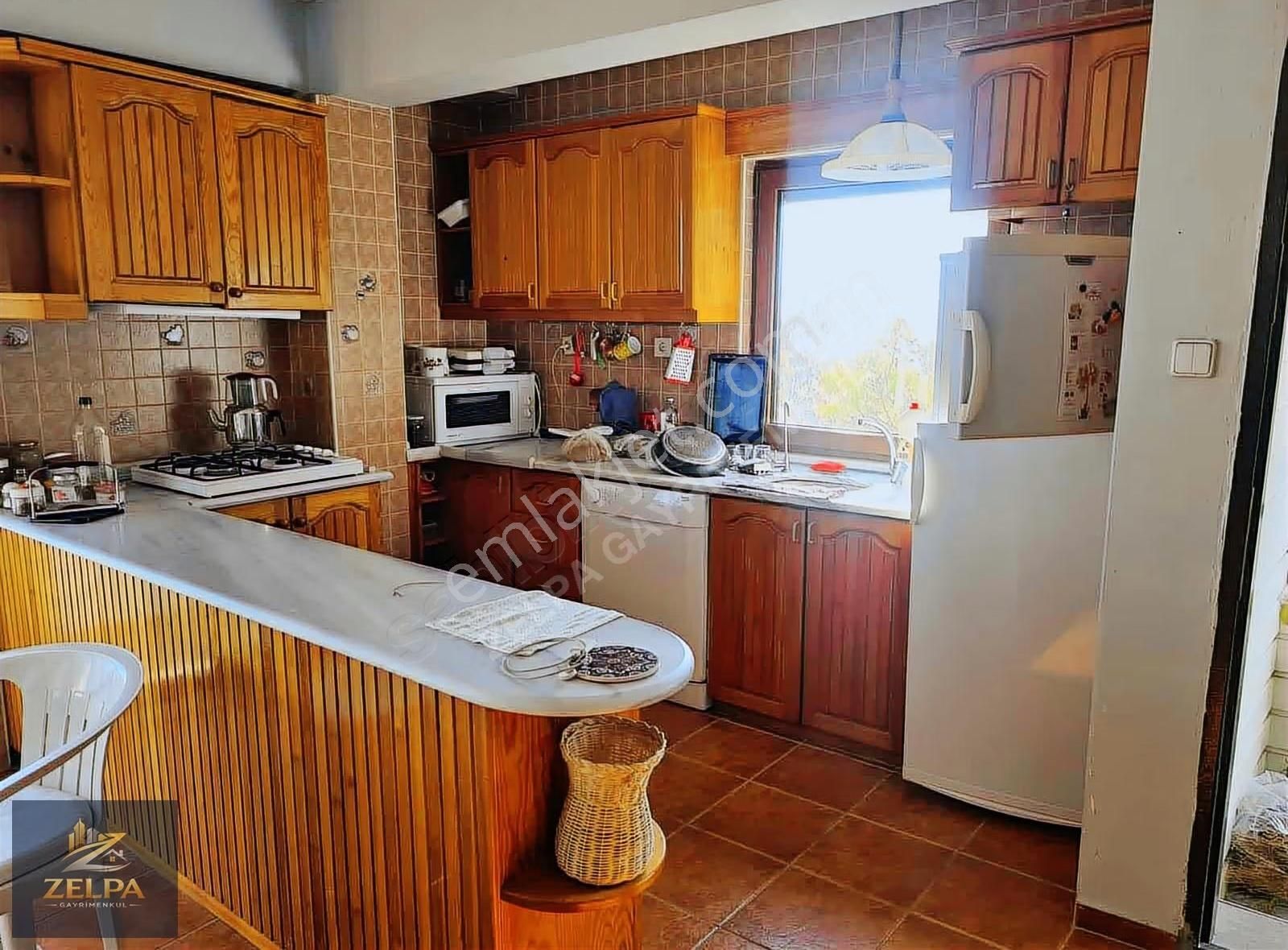 Marmara Adası' Nda Kendine Ait Koylu 3 Katlı 517 M2 Arsalı Villa - Görsel 8