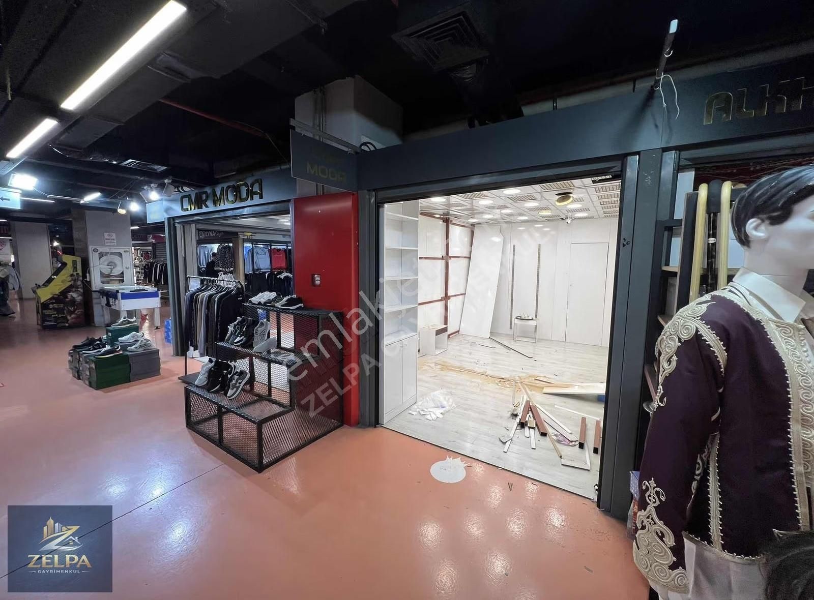 Venezia Avm Çarşı Pazar İçinde Kiralık Dükkan