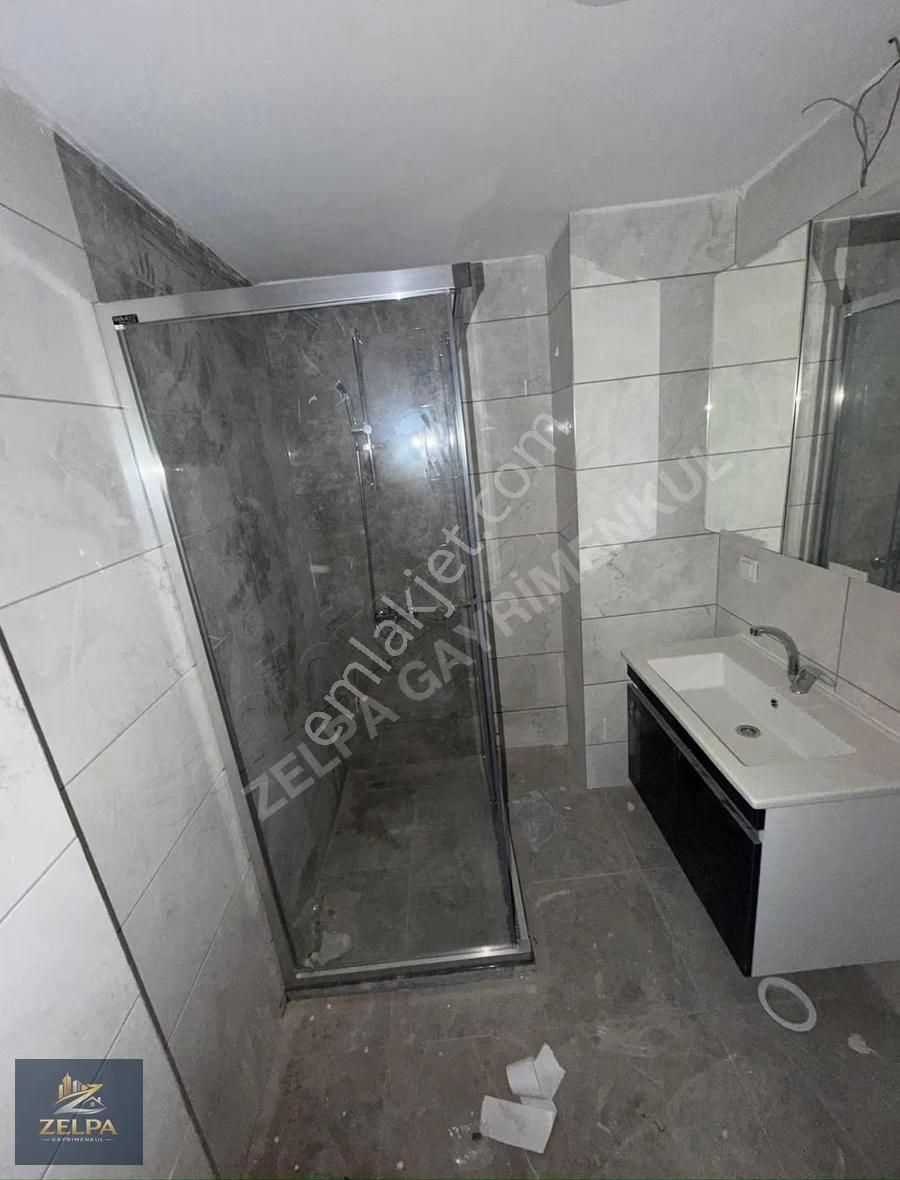 Baharyakada Geniş Metrekareli Acil Satılık 4+1 Daire - Görsel 24