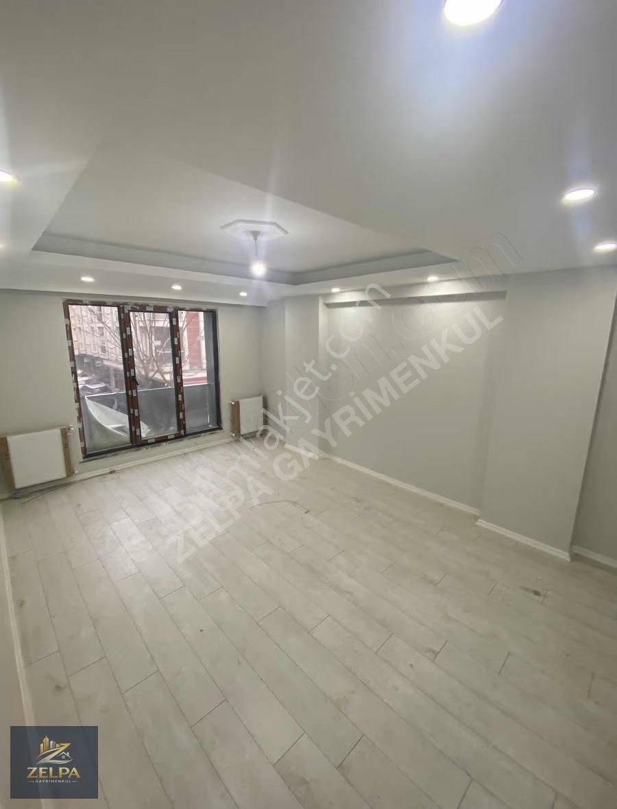 Merkezi Konumda Sultangazi P Caddesinde Satılık Sıfır Daire