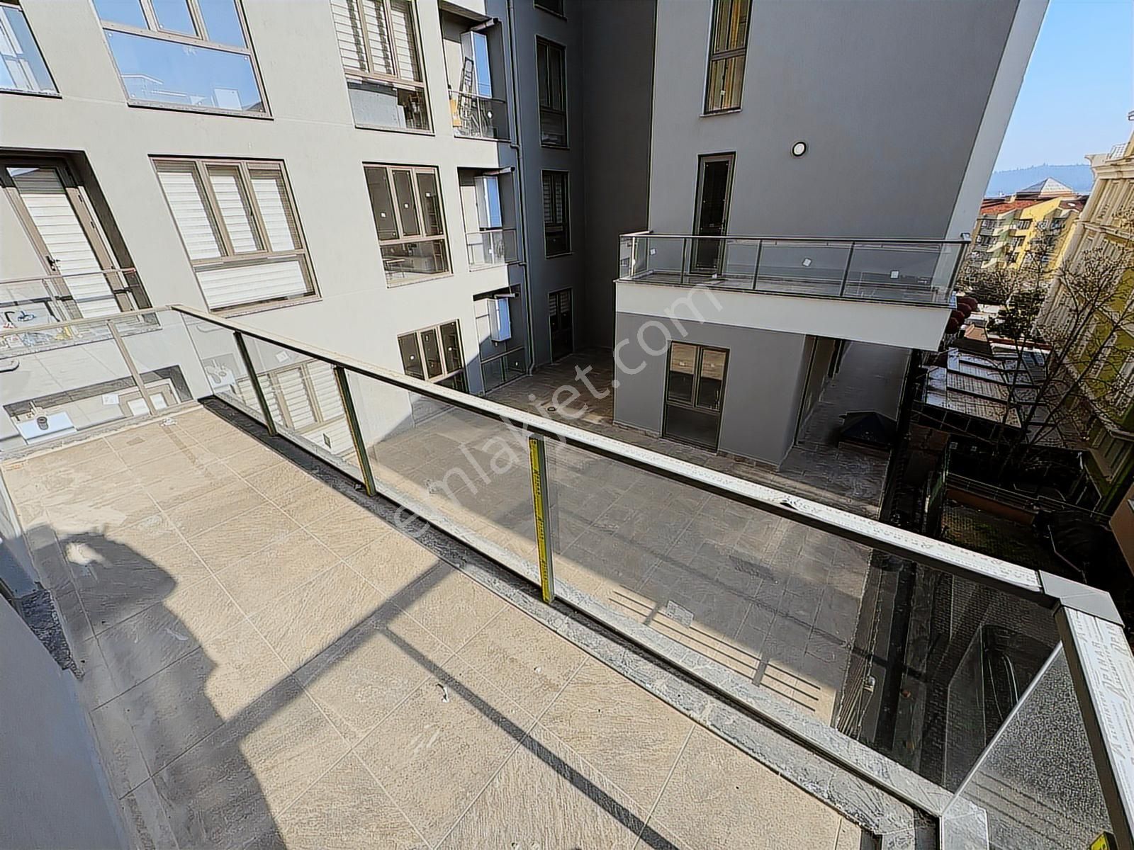 Görüklenin Tam Merkezinde Sıfır Projede 2+1 Eşyalı Kiralık Daire - Görsel 23