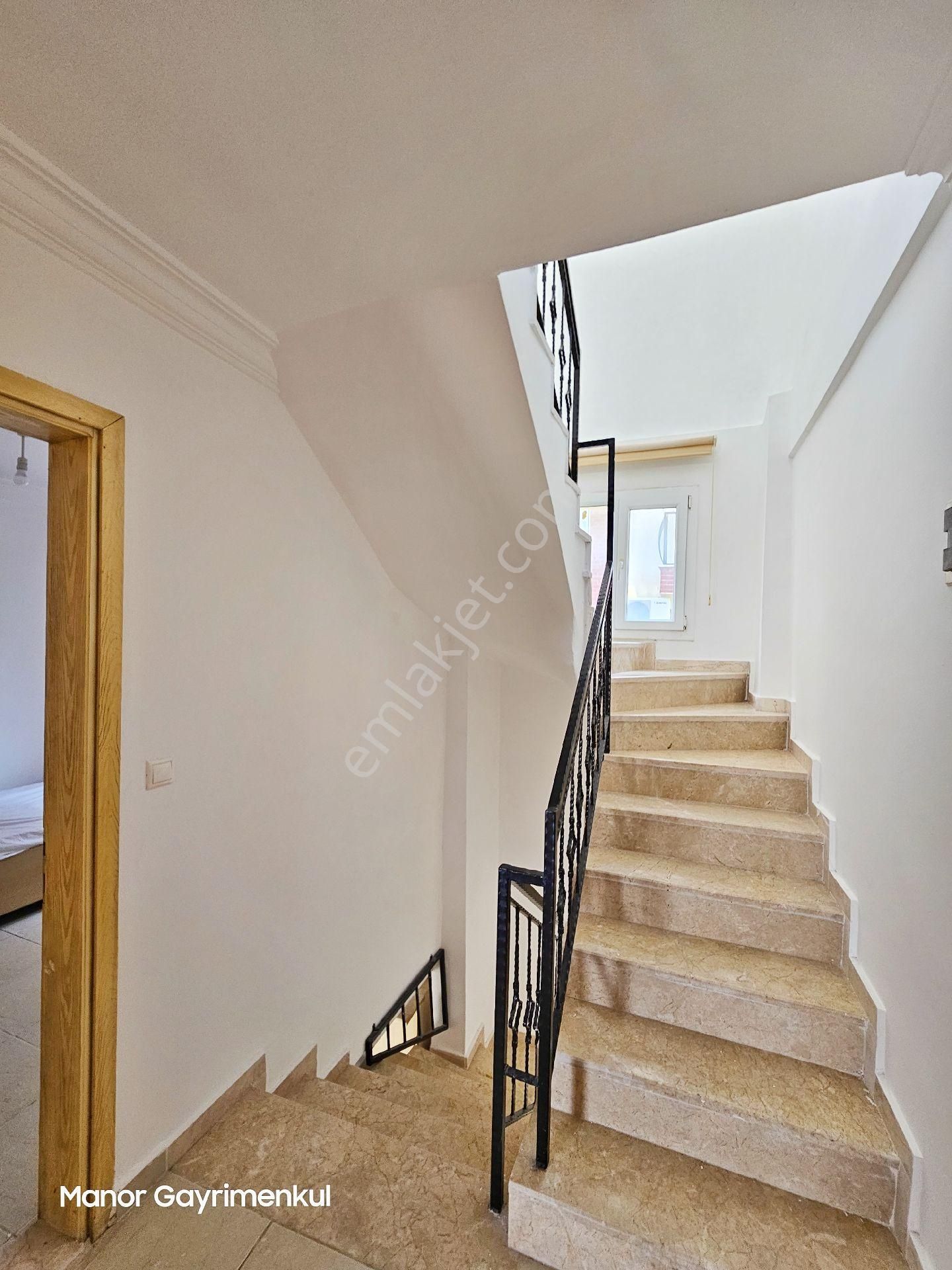 Kuşadası Kadınlar Denizinde 4+1 Full Deniz Manzaralı Satılık - Görsel 32