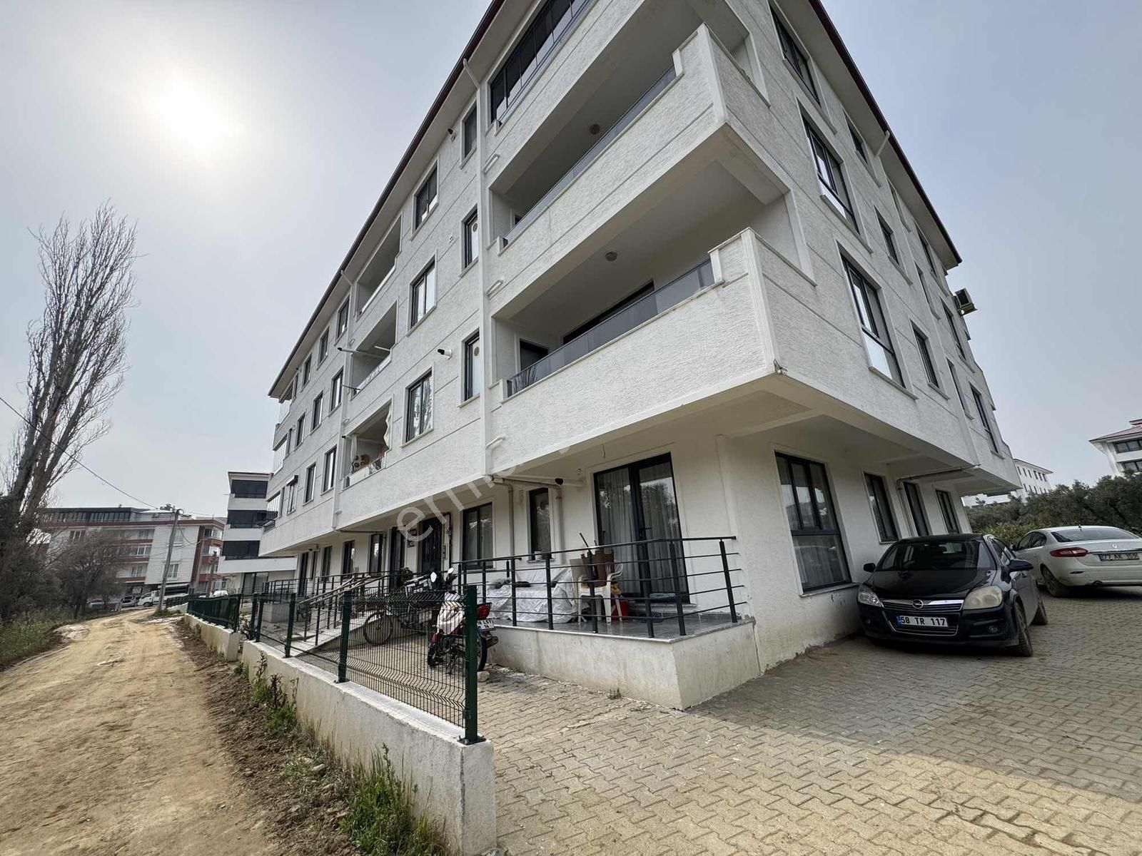 *yiğit Emlak Armutlu'dan*denize 150m*fırsat Daire* - Görsel 4