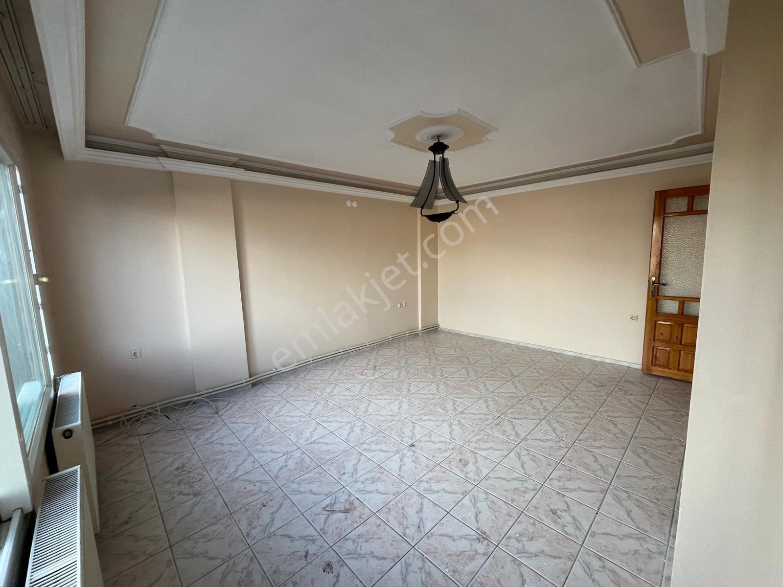 C.b. Route | Merkezi Konumda Denize Yakın Kiralık 5+1 Dubleks - Görsel 19