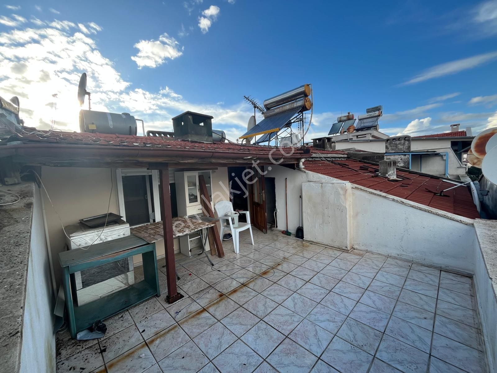 C.b. Route | Merkezi Konumda Denize Yakın Kiralık 5+1 Dubleks - Görsel 29