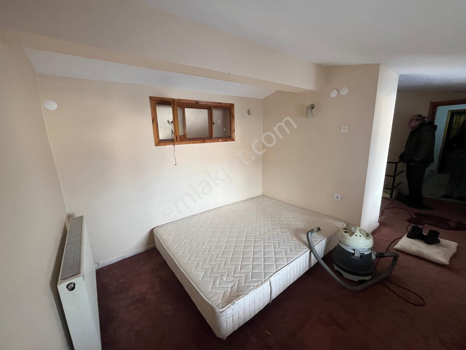 C.b. Route | Merkezi Konumda Denize Yakın Kiralık 5+1 Dubleks - Görsel 22