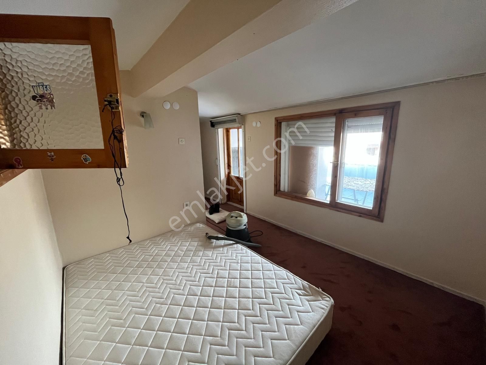 C.b. Route | Merkezi Konumda Denize Yakın Kiralık 5+1 Dubleks - Görsel 24