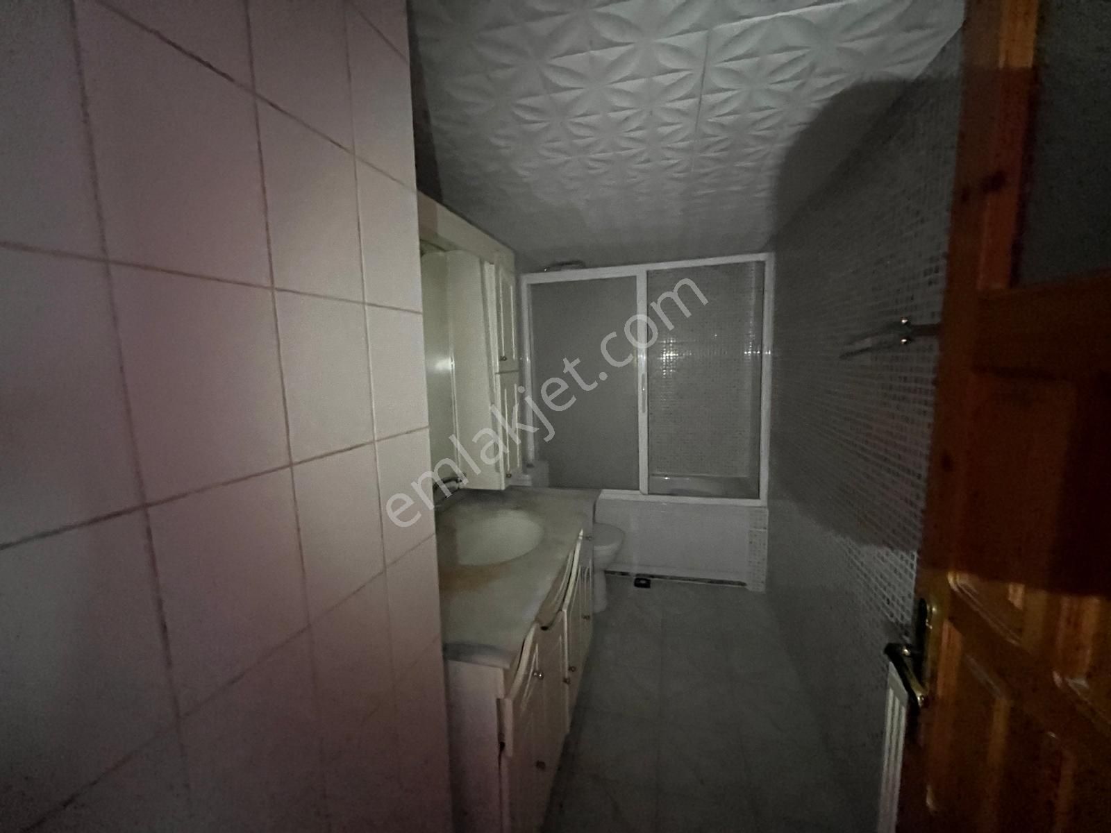 C.b. Route | Merkezi Konumda Denize Yakın Kiralık 5+1 Dubleks - Görsel 10