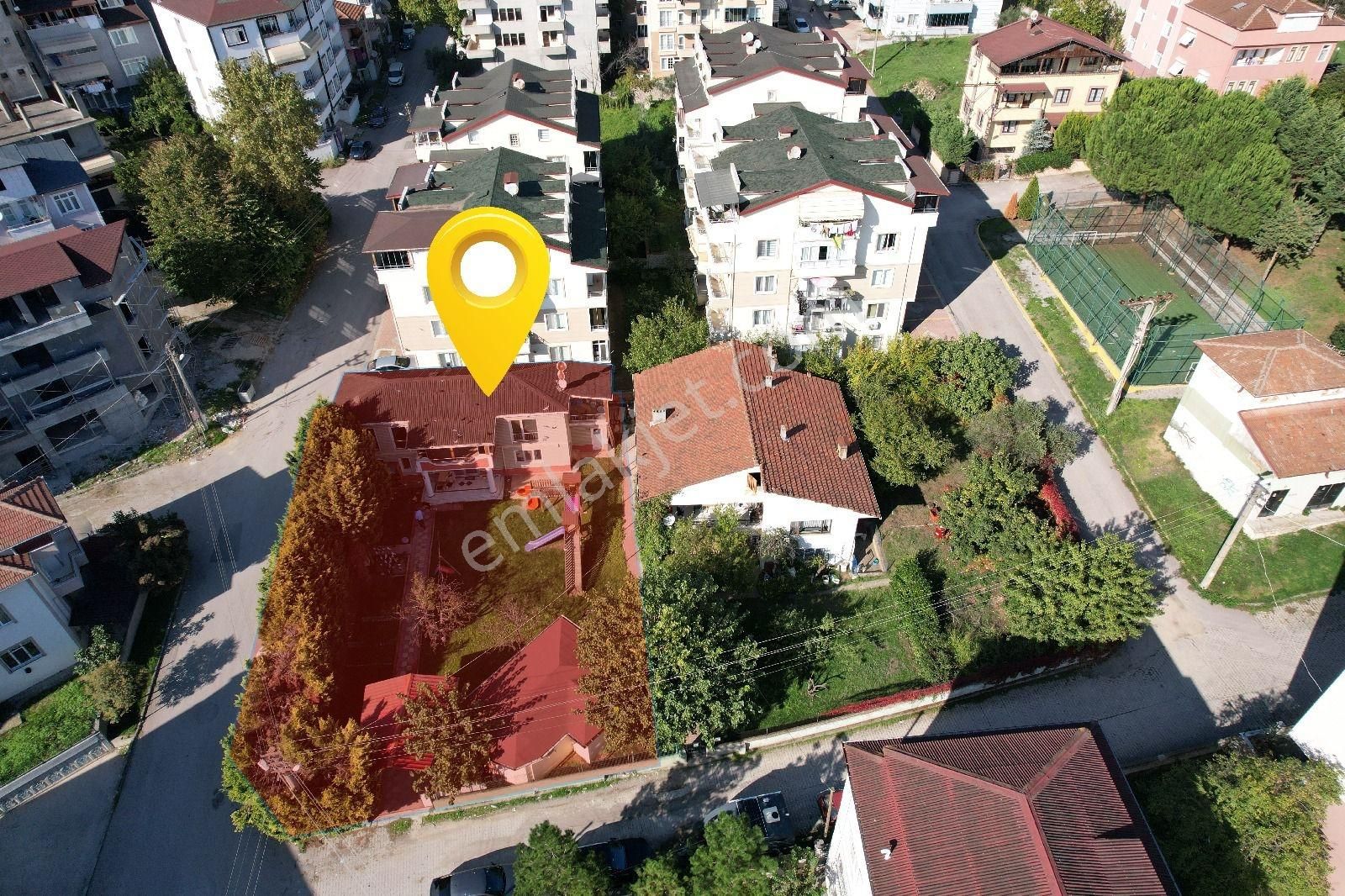 Uğur Şahin'den Satılık 510m² Arsa İçerisinde Müstakil Ev Bahçesi - Görsel 2