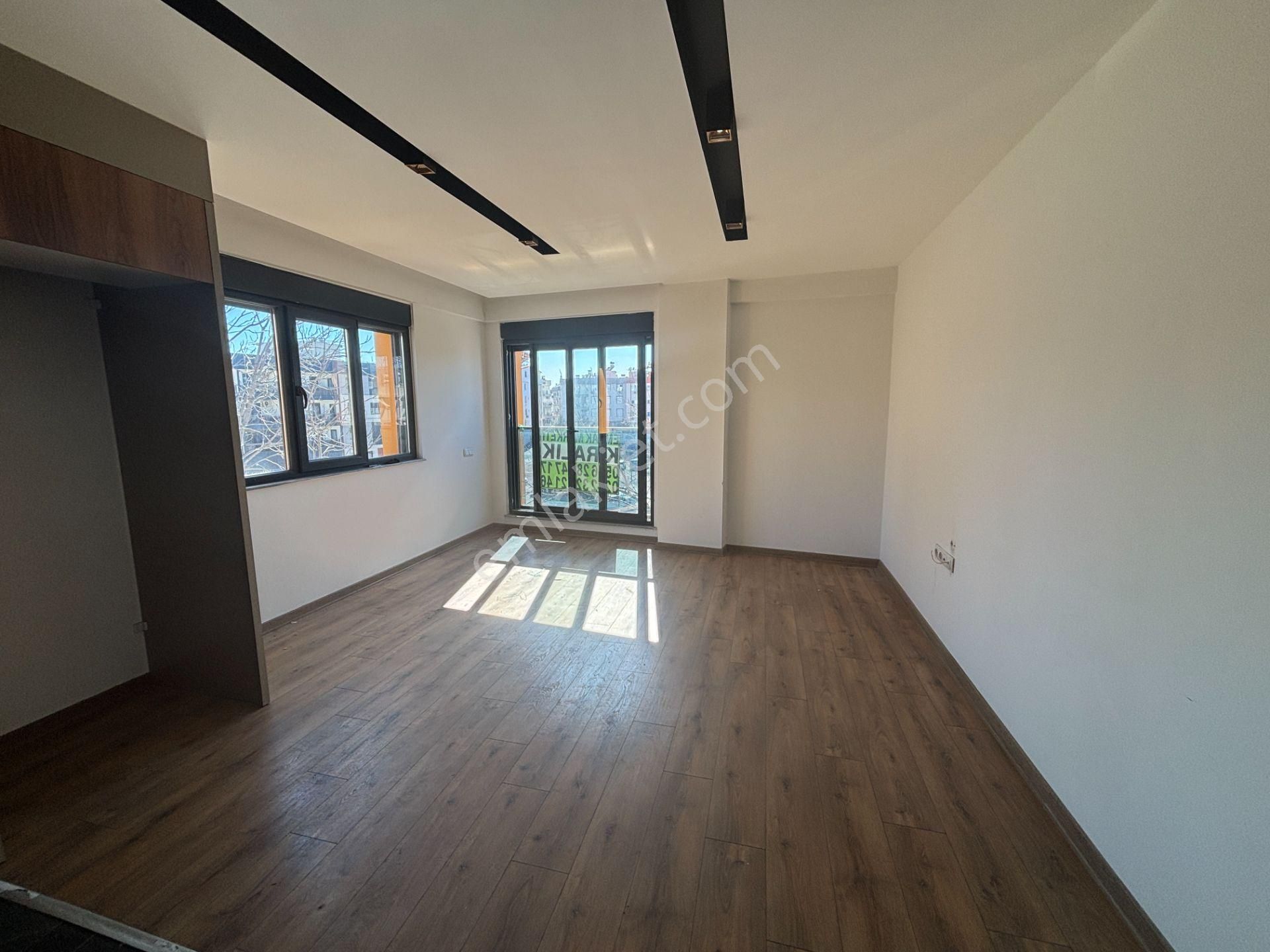 Büyükşehir Belediye Arkası Arakat Kullanışlı 1+1 Kiralık - Görsel 5