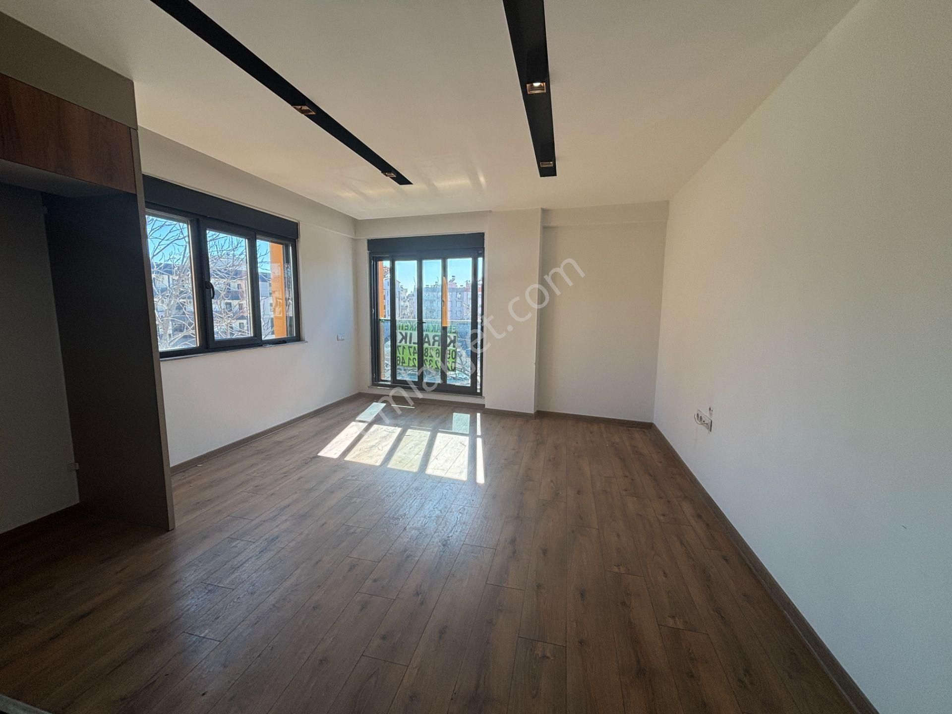 Büyükşehir Belediye Arkası Arakat Kullanışlı 1+1 Kiralık - Görsel 6