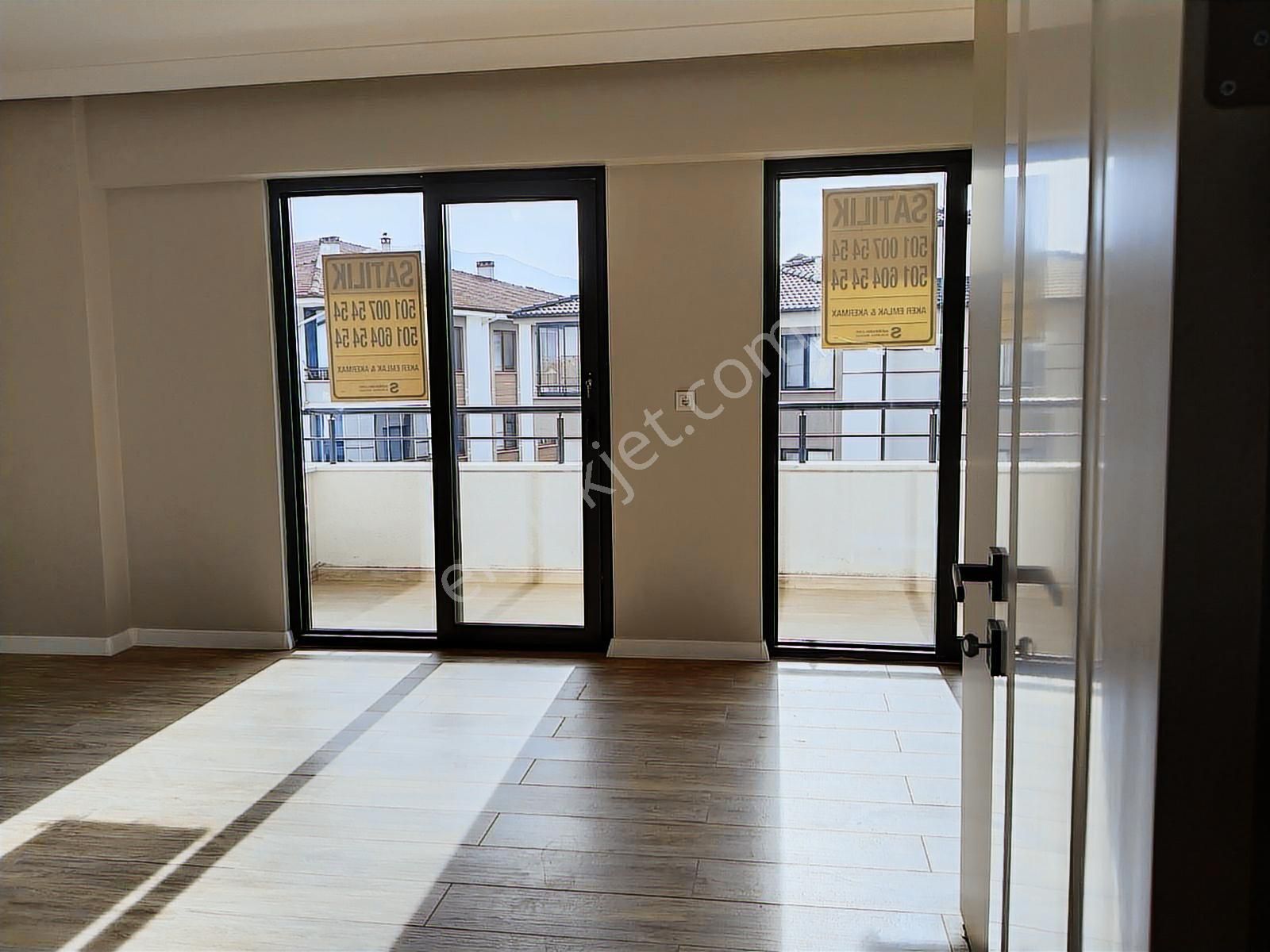 Akermax Gayrimenkulden Satılık Manzaralı Önü Açık Ferah Daire - Görsel 8