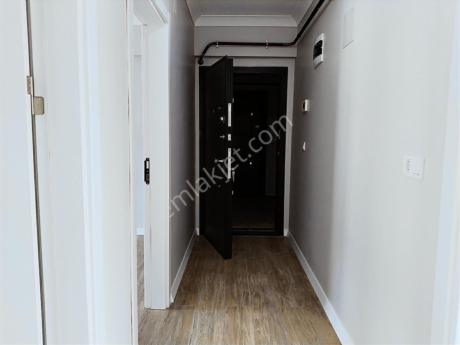 Akermax Gayrimenkulden Satılık Manzaralı Önü Açık Ferah Daire - Görsel 2