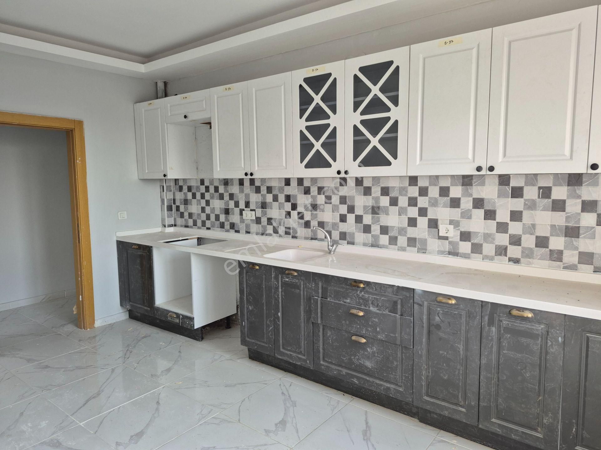 Mamak Türközü Geniş Balkon Ve Manzaralı 140m2 Satılık 3+1 Daire