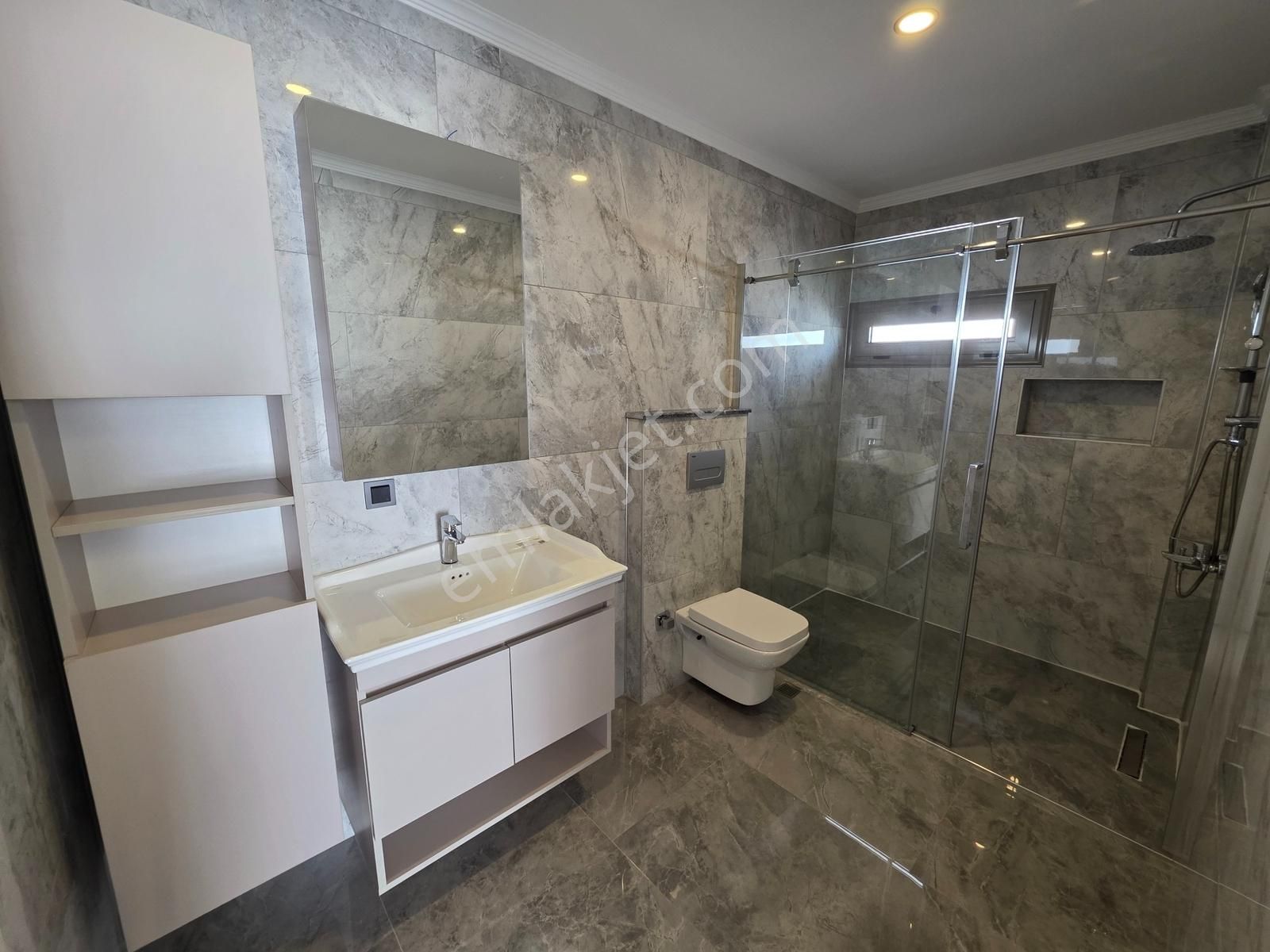 Kuşadasında Denize Yakın 4+1 Sıfır Müstakil Eşyalı Satılık Villa - Görsel 19