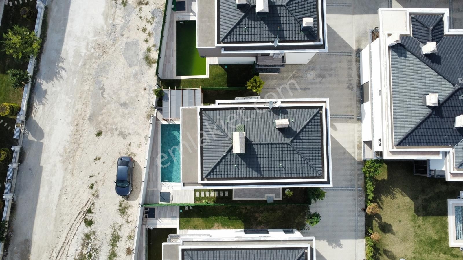 Kuşadasında Denize Yakın 4+1 Sıfır Müstakil Eşyalı Satılık Villa - Görsel 21